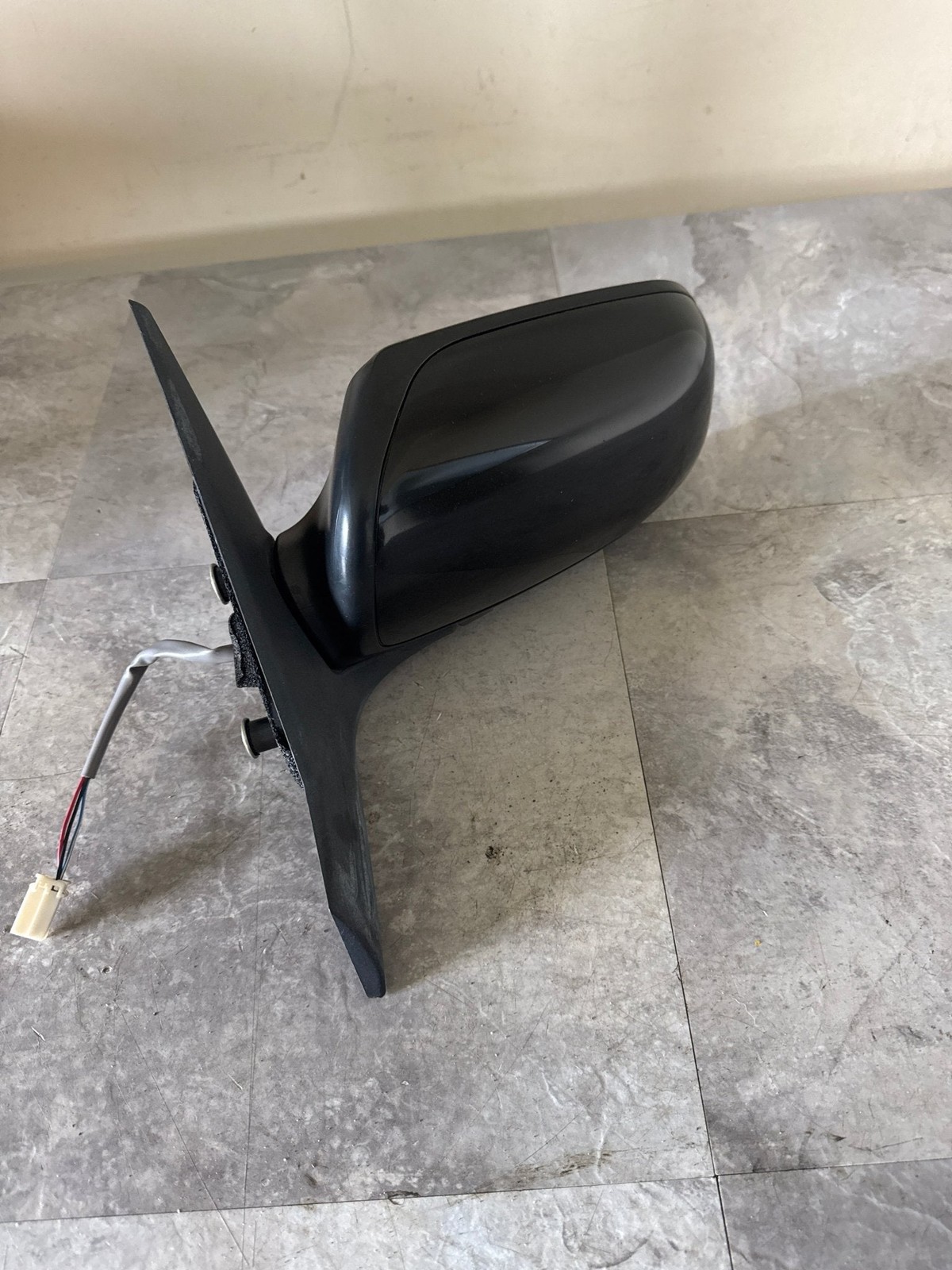 2002-2007 Subaru Impreza WRX STi OEM LH Driver Side Mirror Assembly