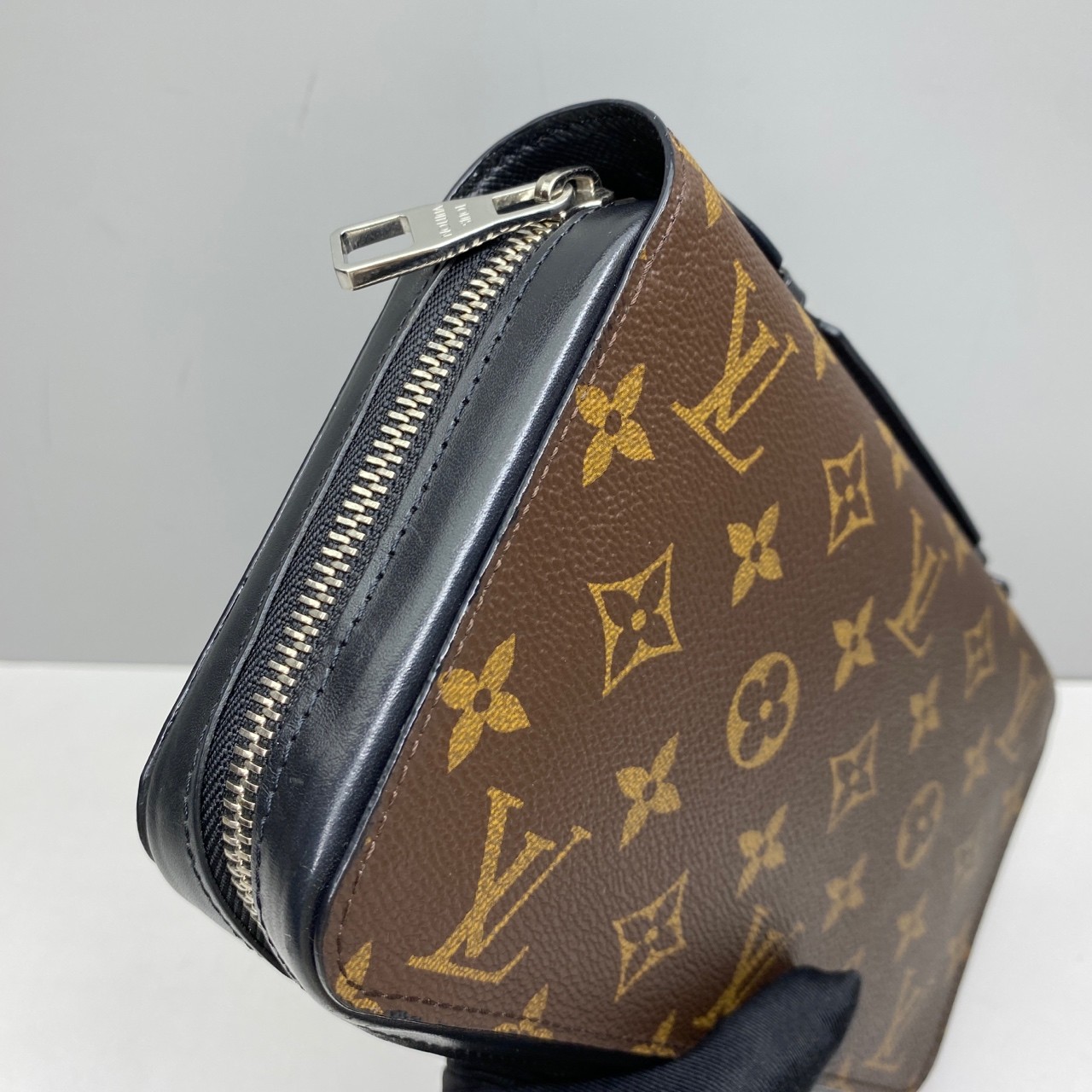 Louis Vuitton Pre-Owned Authentic Handle Clutch Brown Free Shipping 22x15x4cm
