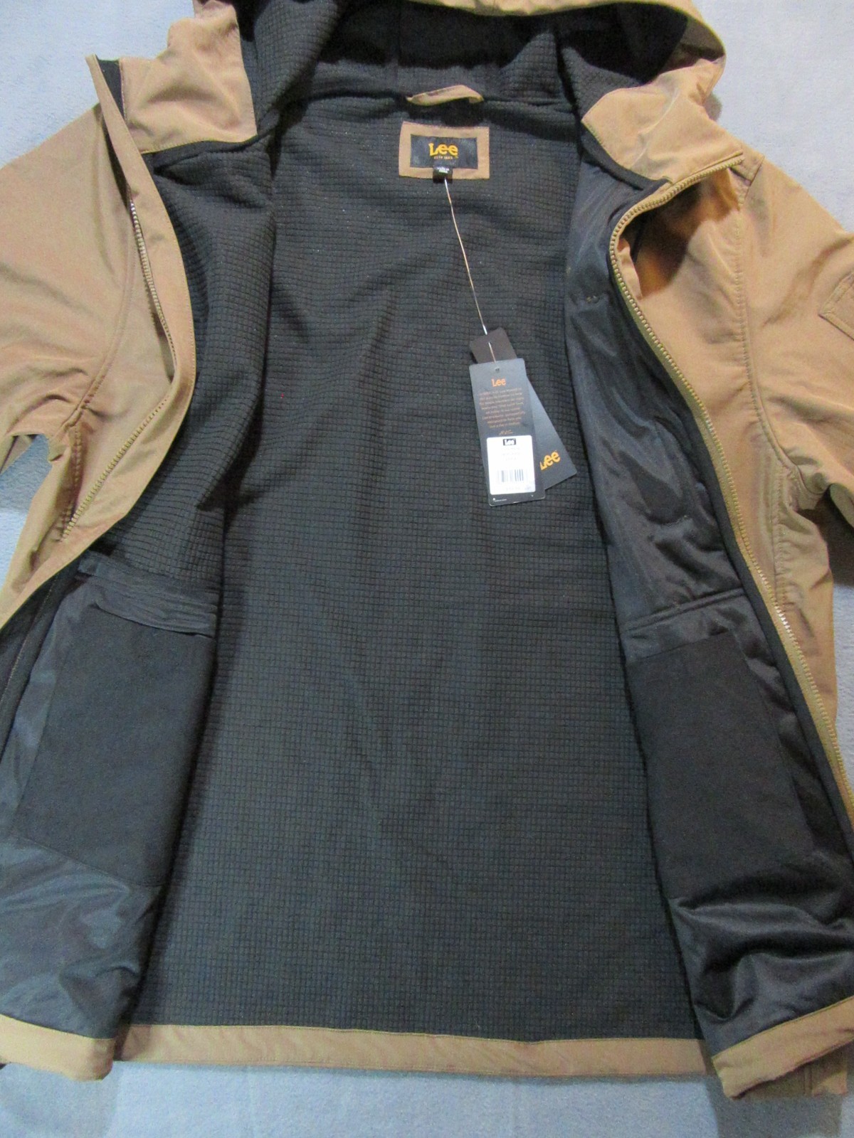 Lee Brown Men’s Jacket; hoodie; Zipper; NWT; Size L; (149)