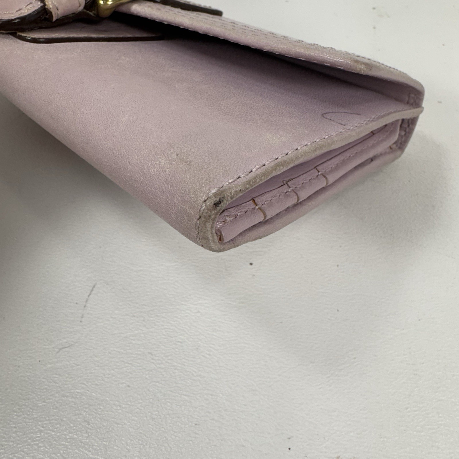 Coach Vintage Soho Purple Lilac Leather Buckle Magnetic Folding Long Wallet