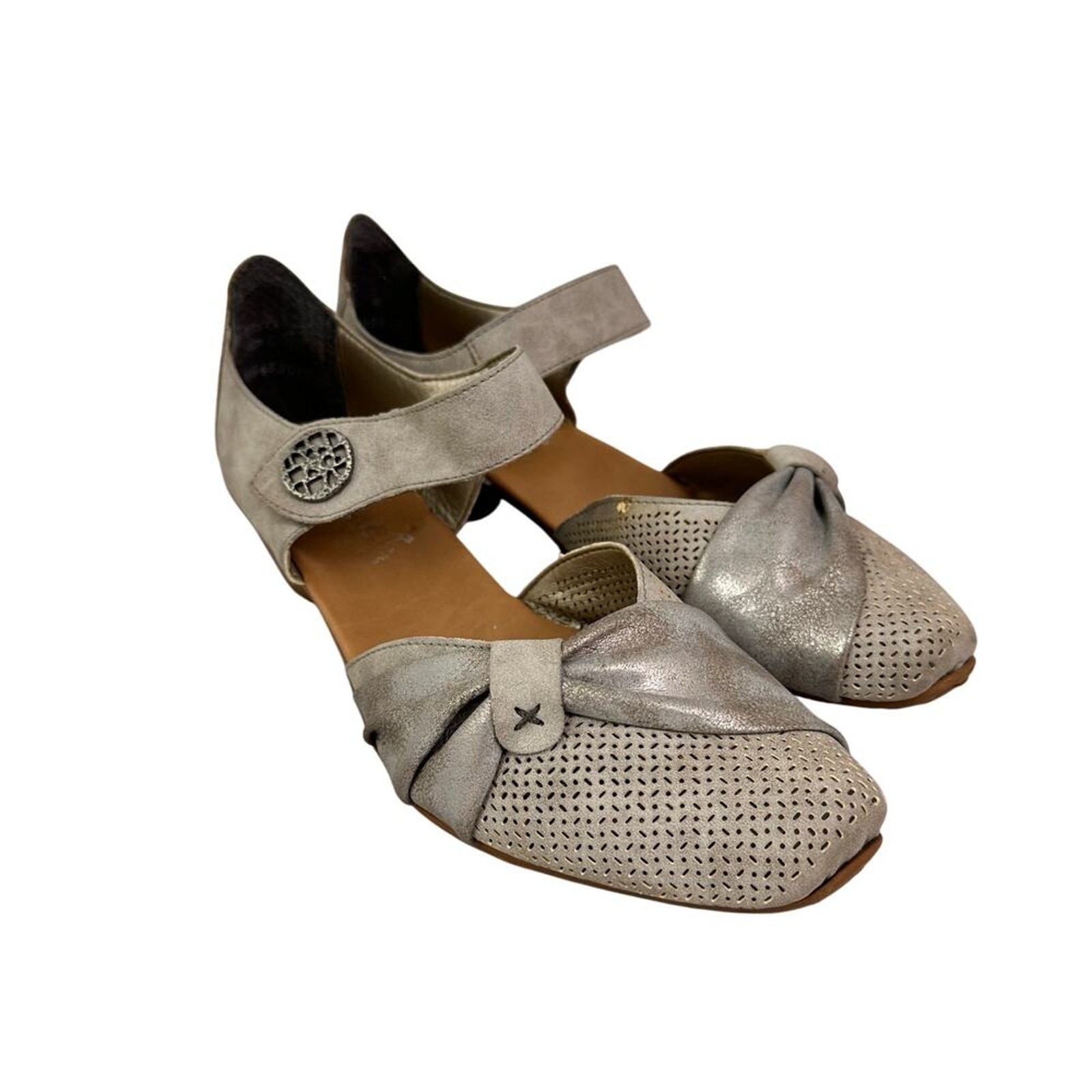 Rieker women’s antique gray perforated leather Mary Jane shoes size EU 39