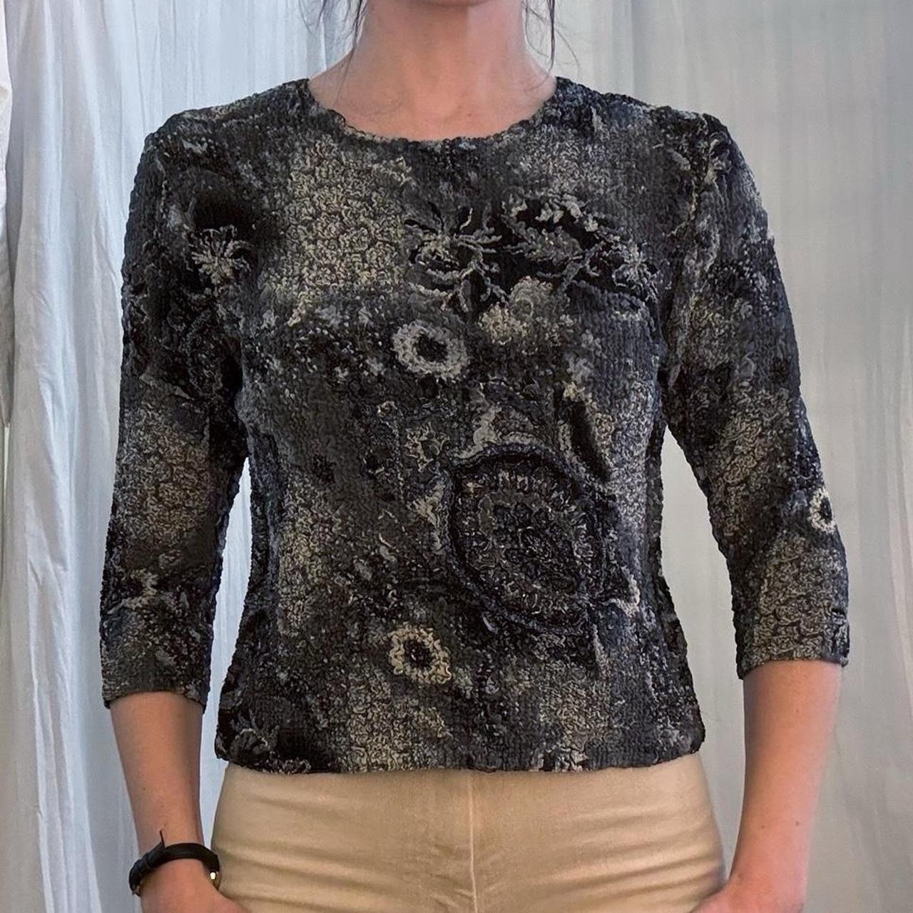Navy, Gray, Black Paisley Reversible Crinkle Fabric 3/4 Sleeve Top VTG 90s/Y2K S