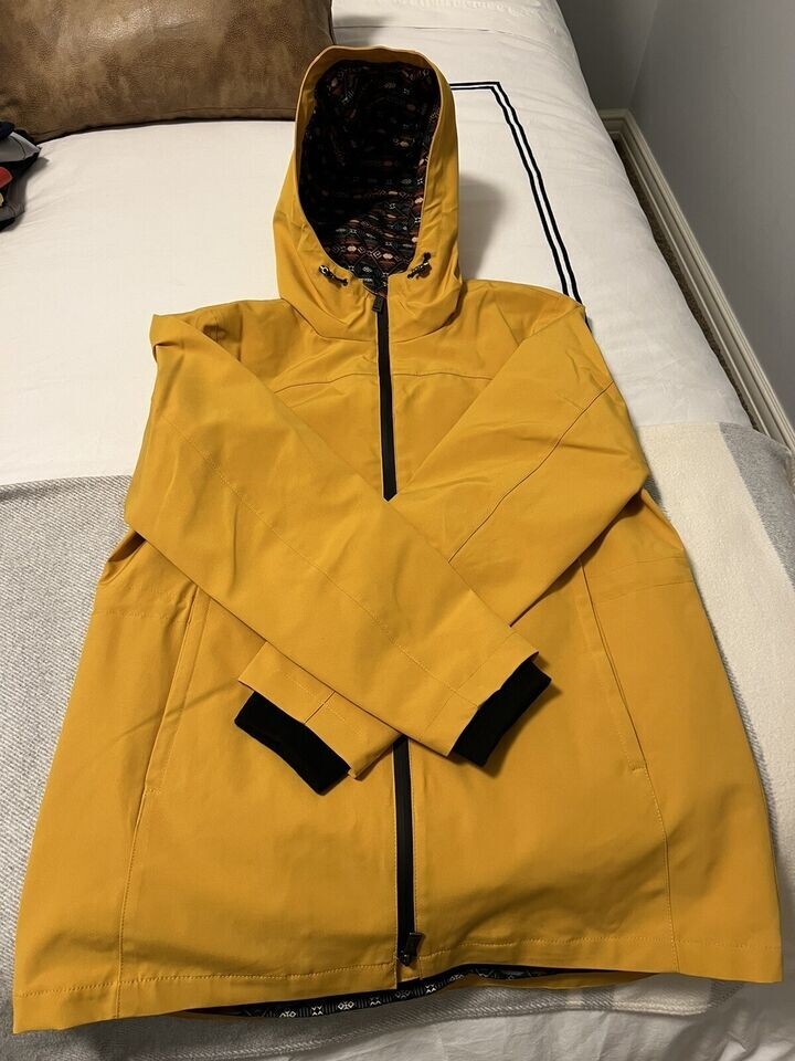 NEW Womens Pendleton Waterproof Breathable Rain Trail Jacket, Yellow, LARGE