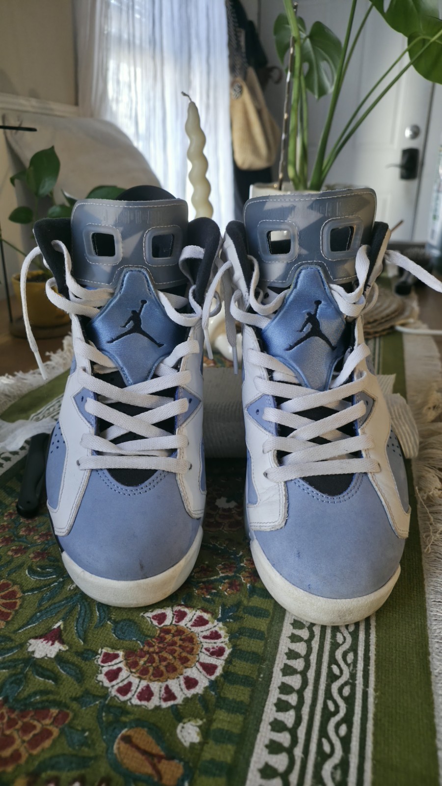 Jordan Air Jordan 6 Men’s High Top Colorblock Sneakers White Blue Black