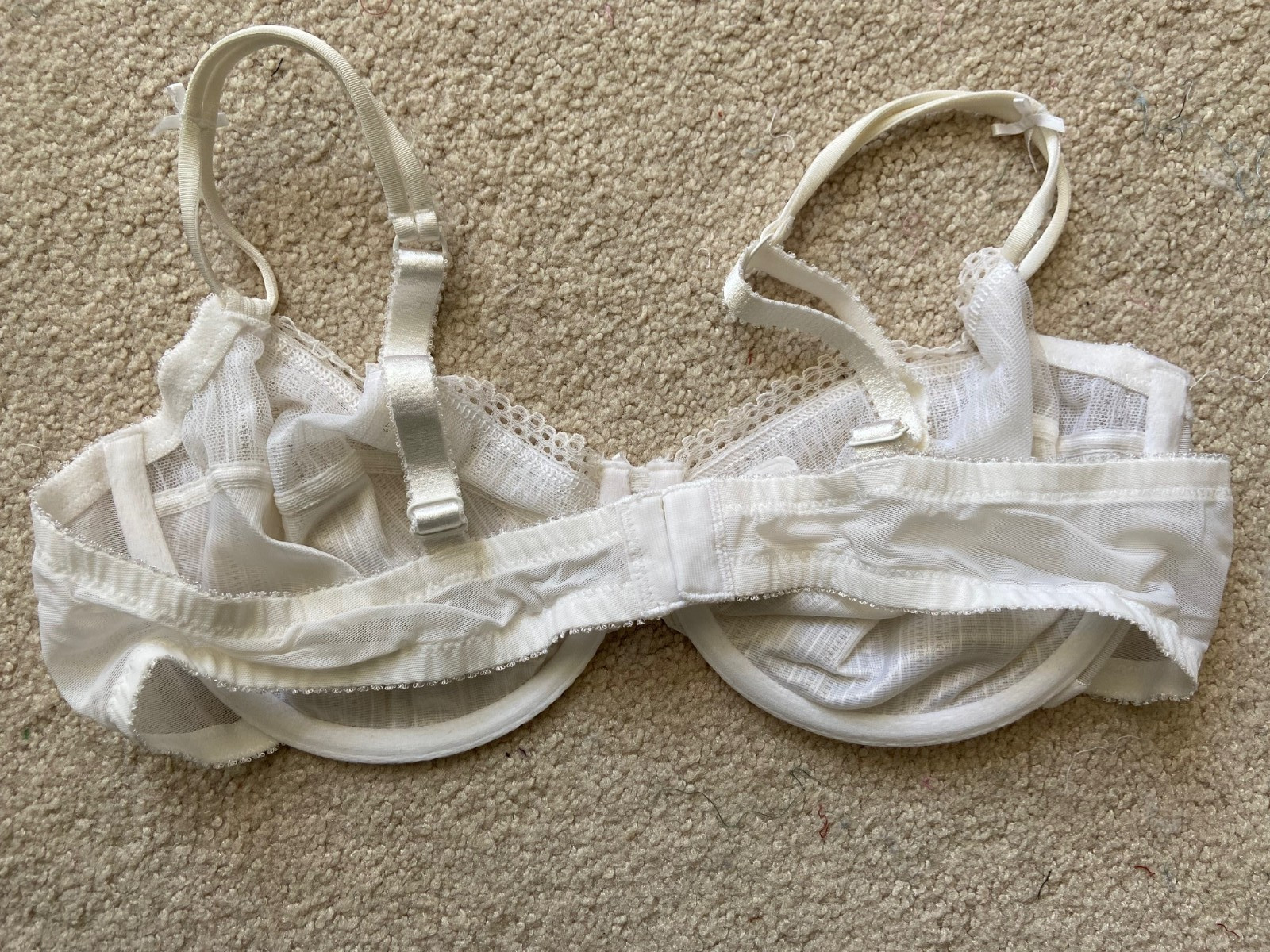 Marks & Spencer UK 38 B white bra under wire non padded