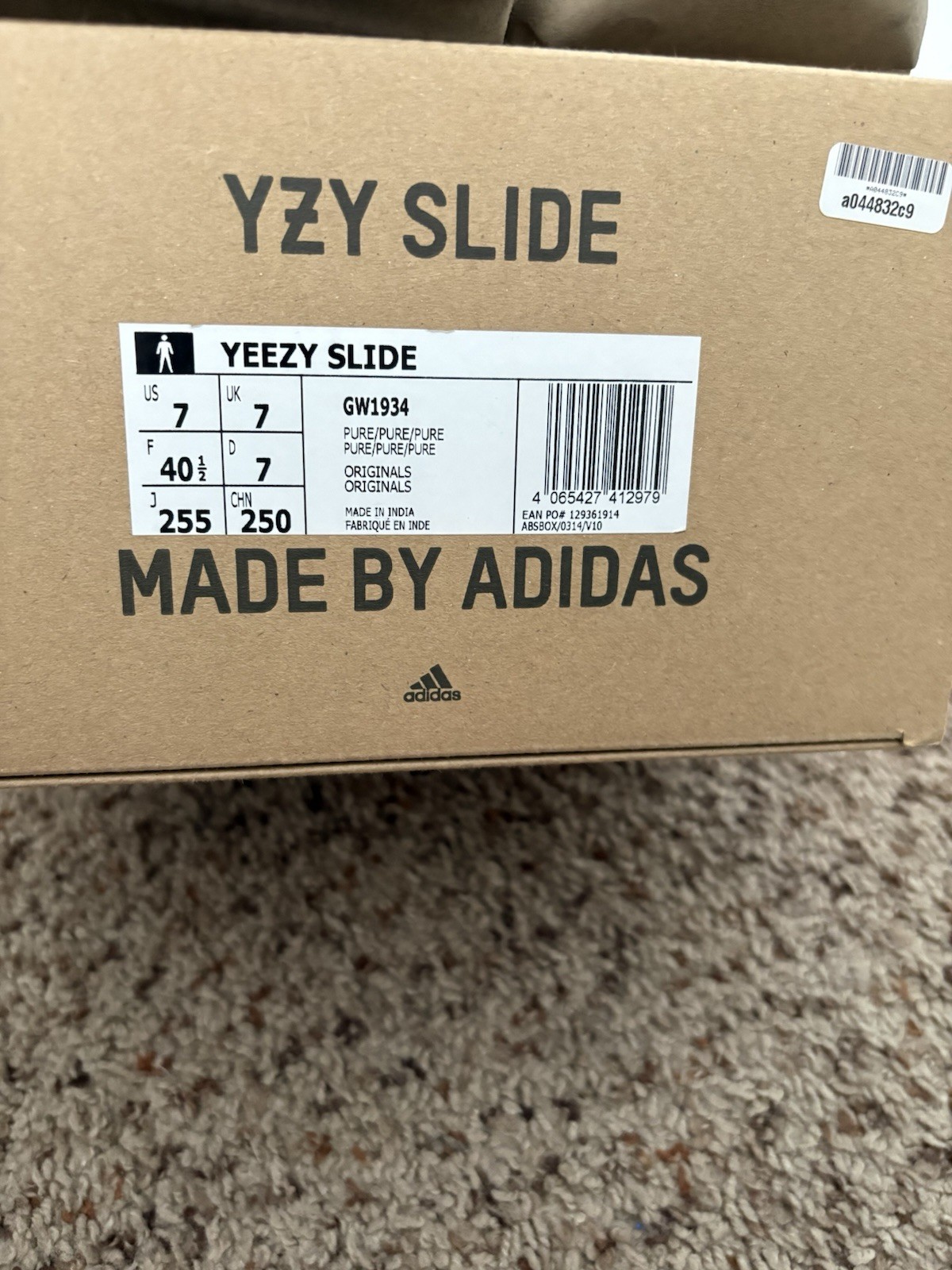 adidas Yeezy Slide Beige Slip-On Sandals Unisex Adults US 7 GW1934