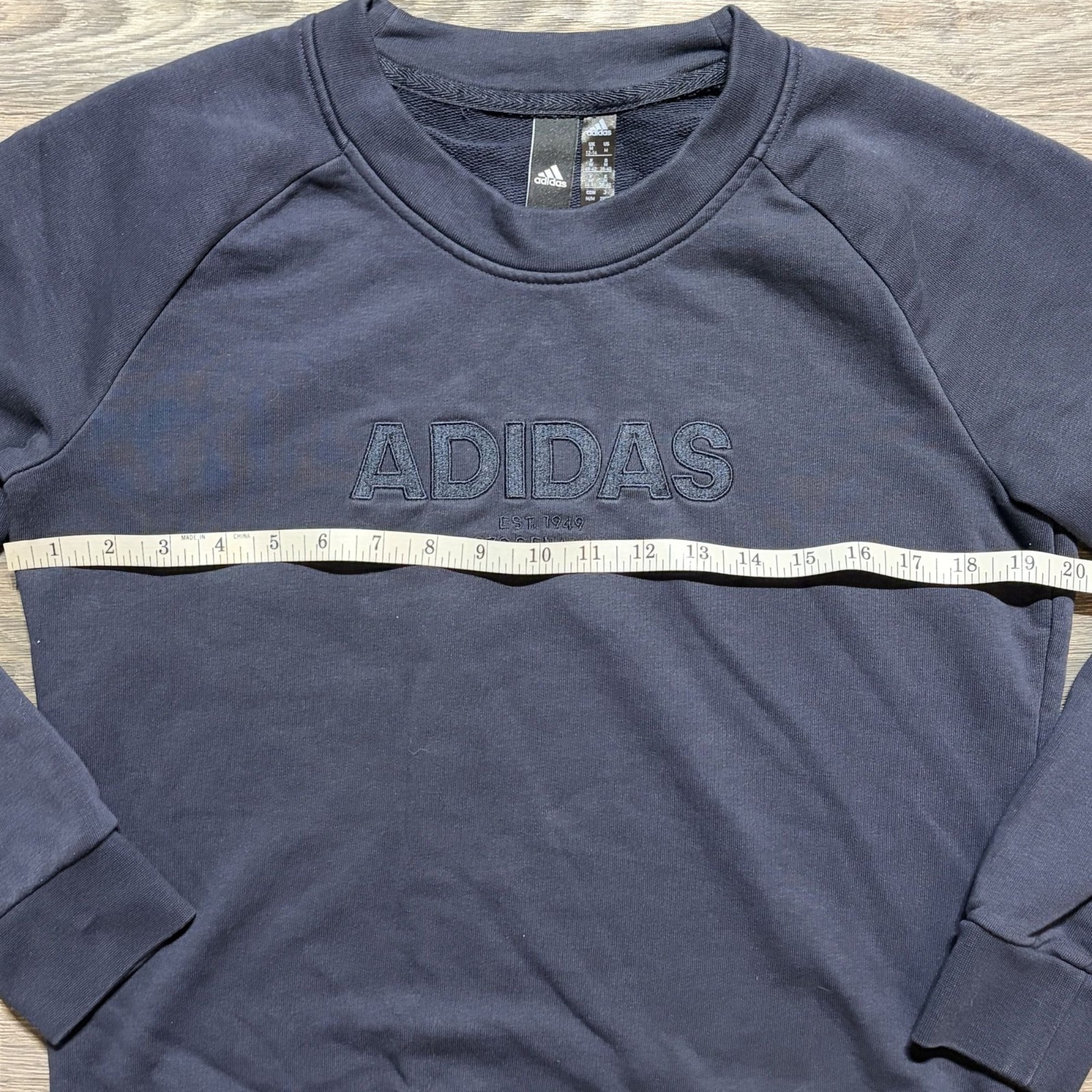 Adidas Womens Essentials Allcap Sports Sweatshirt Medium Crewneck Cotton Logo