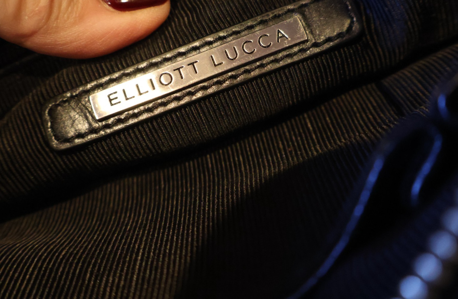 EXCELLENT WOVEN Elliott Lucca BLACK Leather Handbag Purse SHOULDER CLUTCH 11″X5″