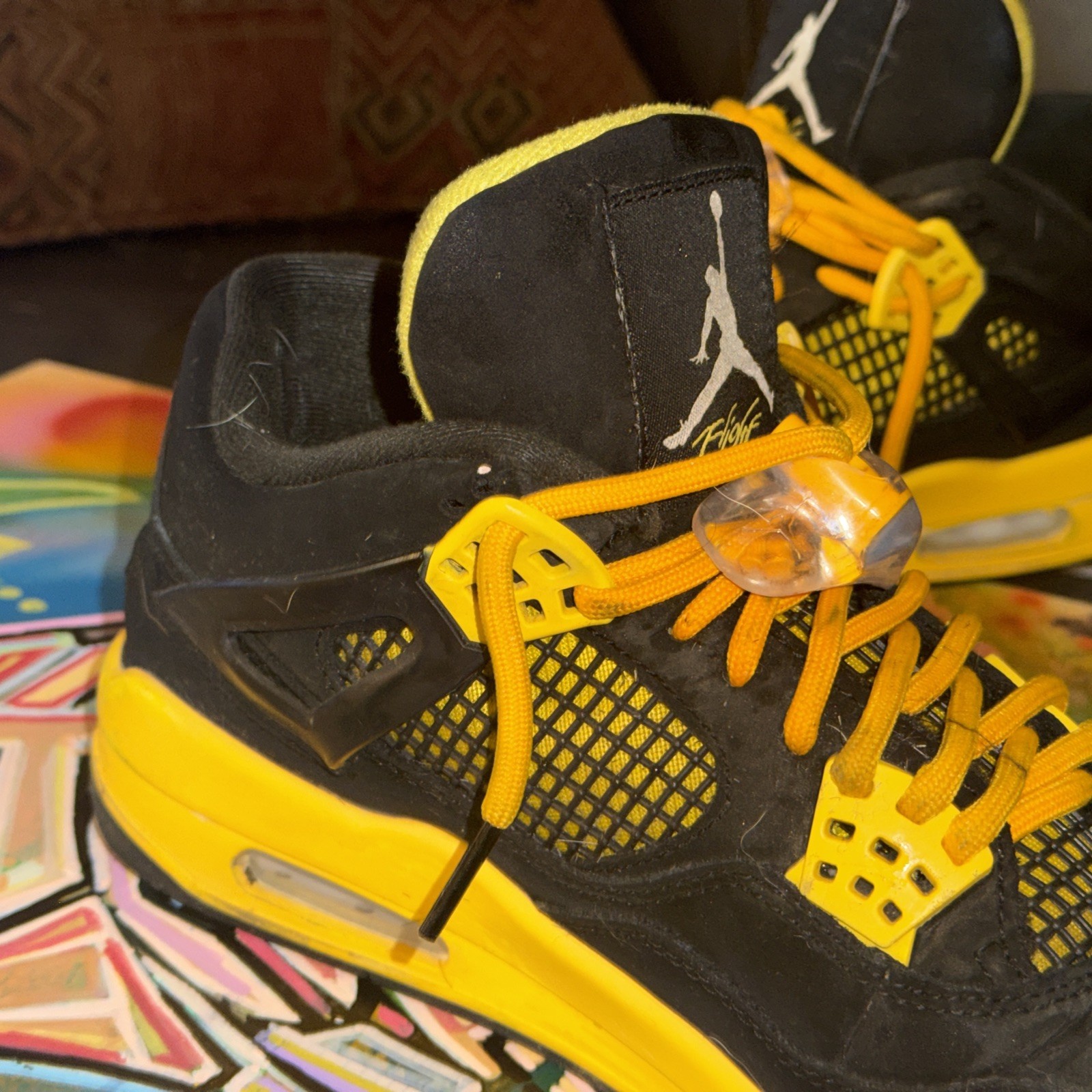 Size 8 – Jordan 4 Retro Mid Thunder