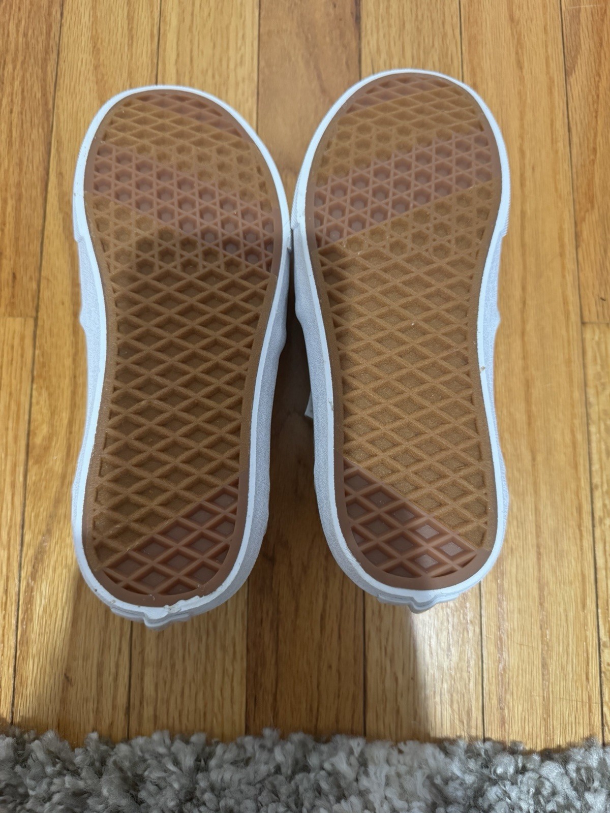 Vans Asher Deluxe Slip On Women’s Size 8