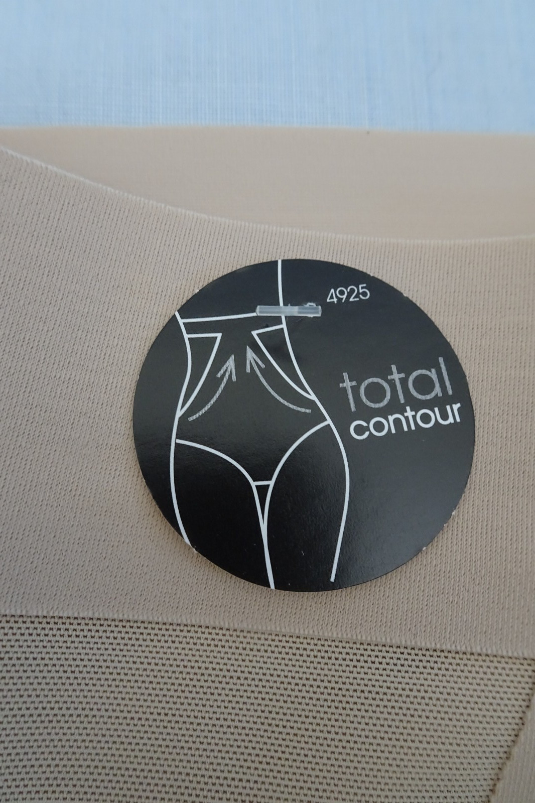 NWT TC Fine Intimates Total Contour Hi-Waist Brief Panty 4925 XFIRM Size M Beige