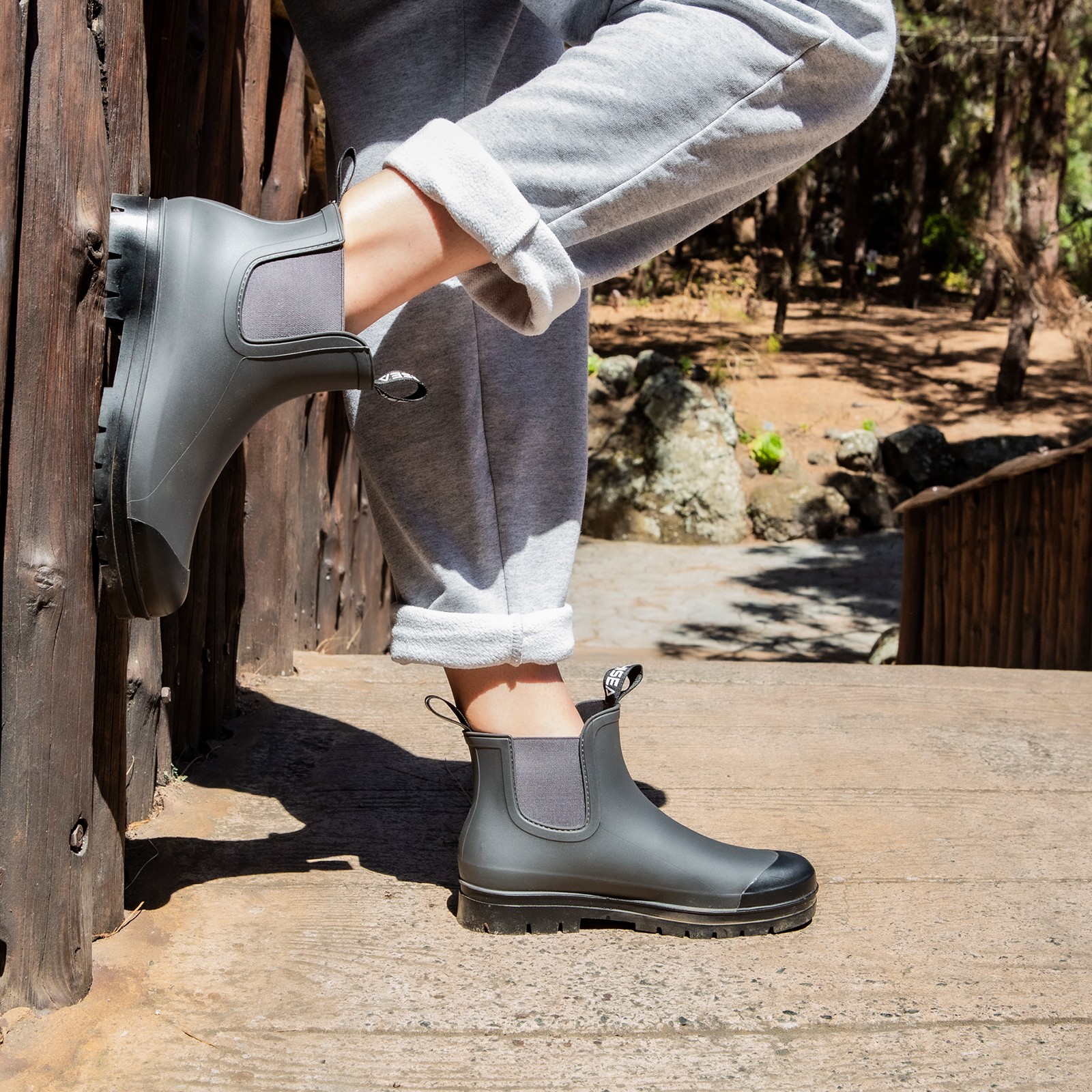 HISEA Women Short Rain Boots Waterproof Non-Slip Garden Shoe Rubber Chelsea Boot