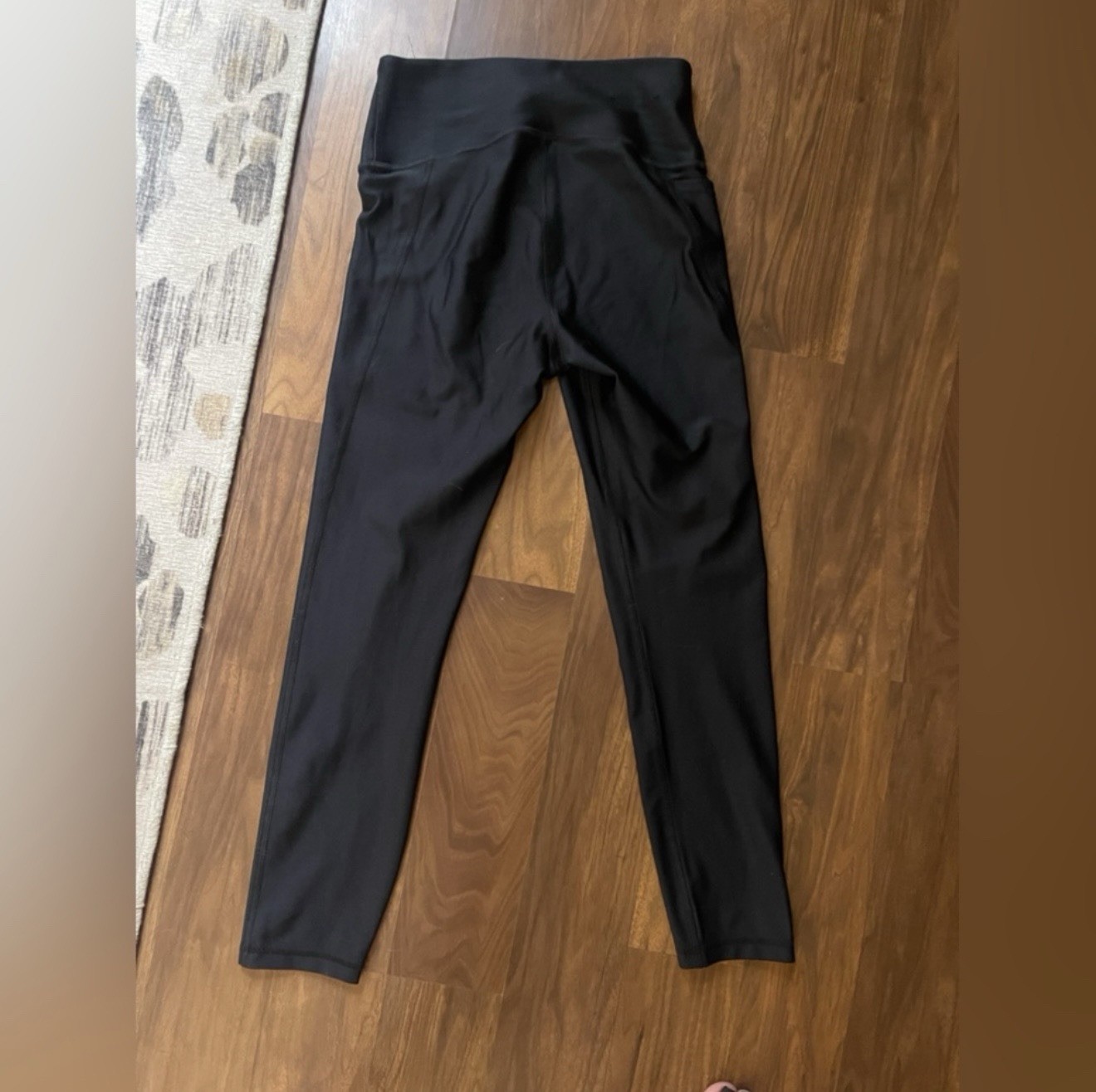 Under Armour Heat Gear High Rise 7/8 Compression Leggings Black Size Small EUC