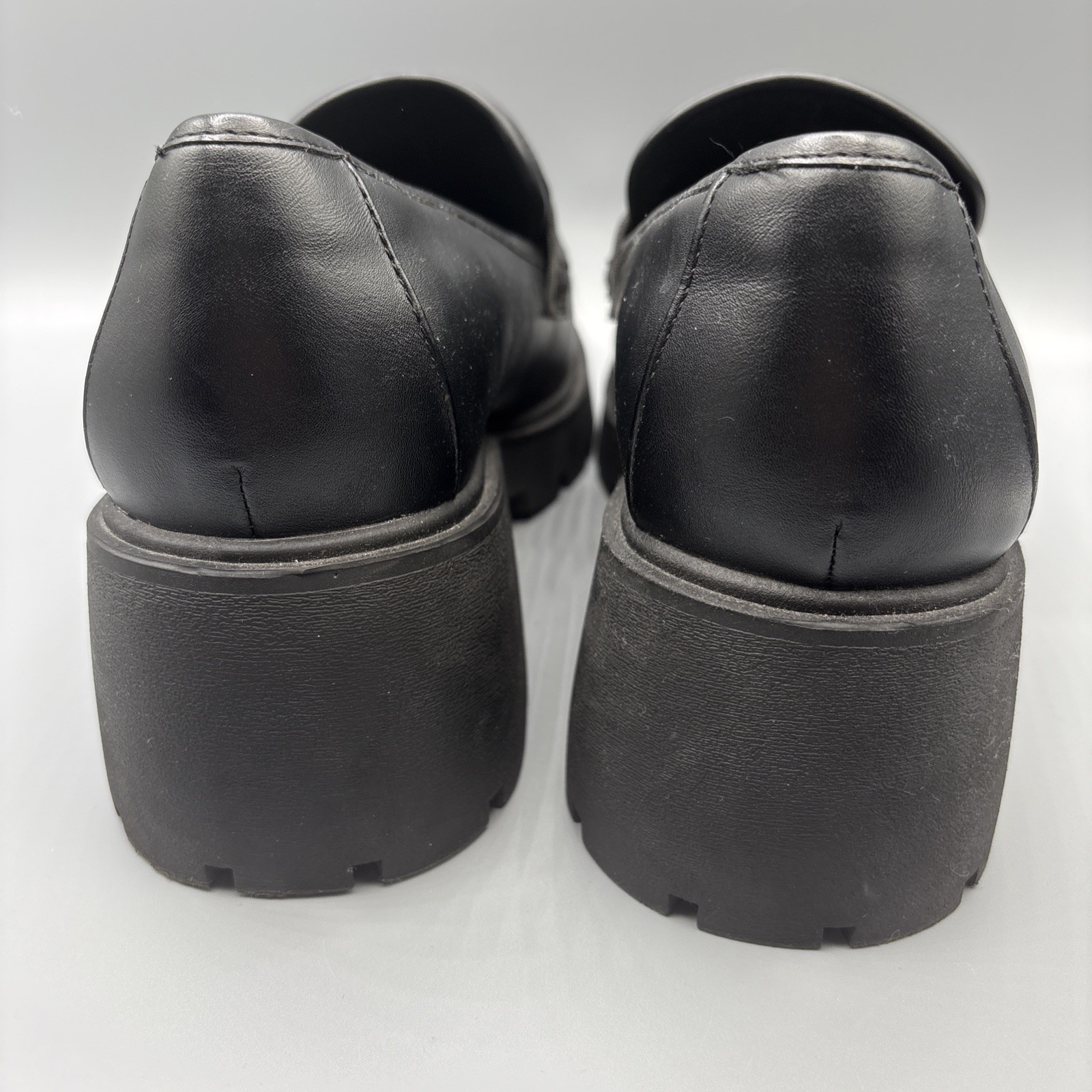 Torrid Chunky Lug Sole Penny Loafers Size 10 WW Wide Black Faux Leather Academia