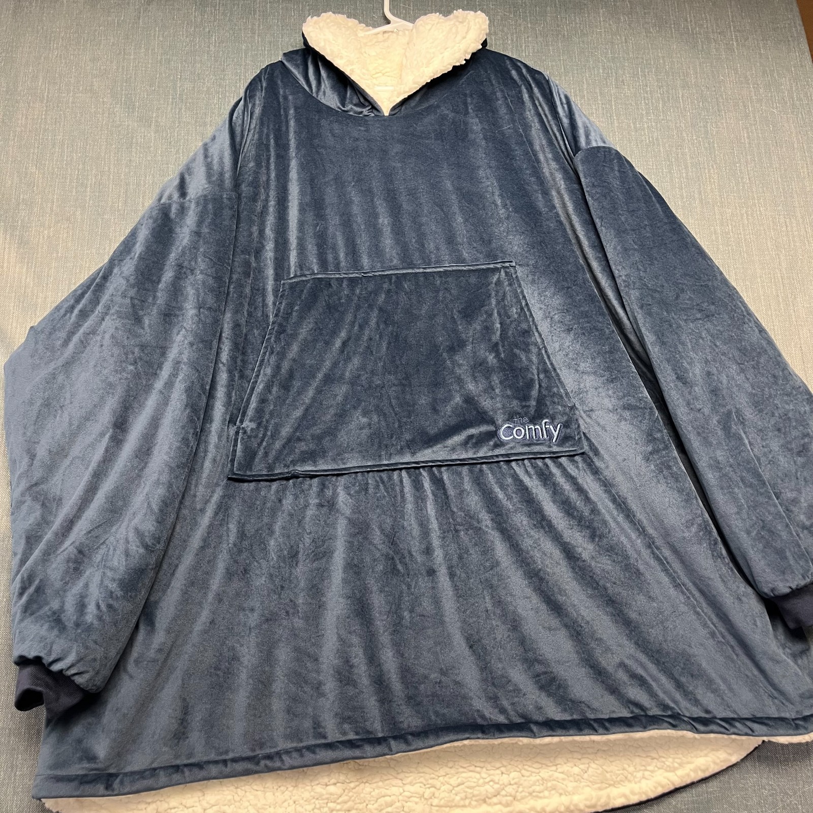 The Comfy Dream Unisex Blanket Hoodie Size 1 Blue Oversized Sherpa Lined Fit All