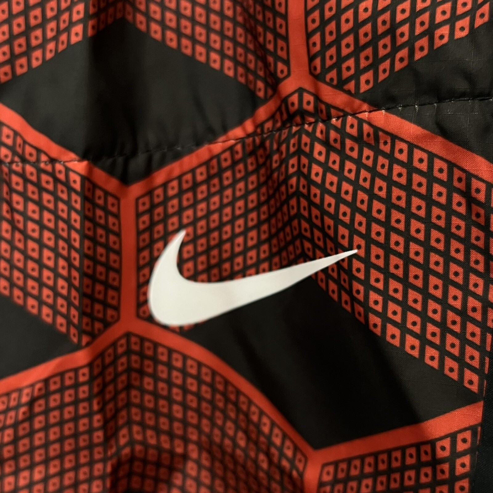 NIKE Shield Men Size Large TEAM KENYA Reflective Training Track Pants Zip Leg