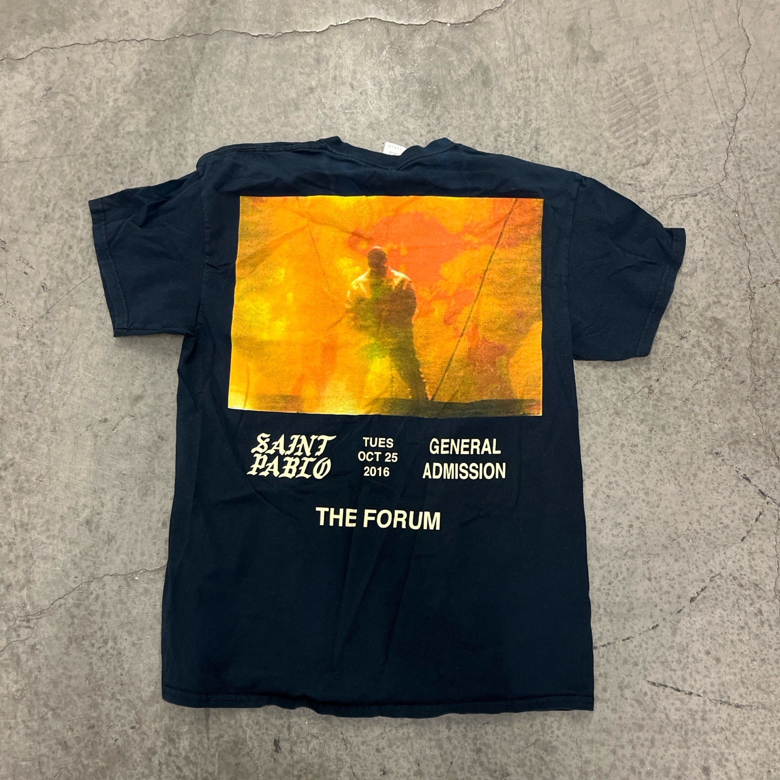 Kanye West YE Saint Pablo Tour 2016 Los Angeles Forum Size L