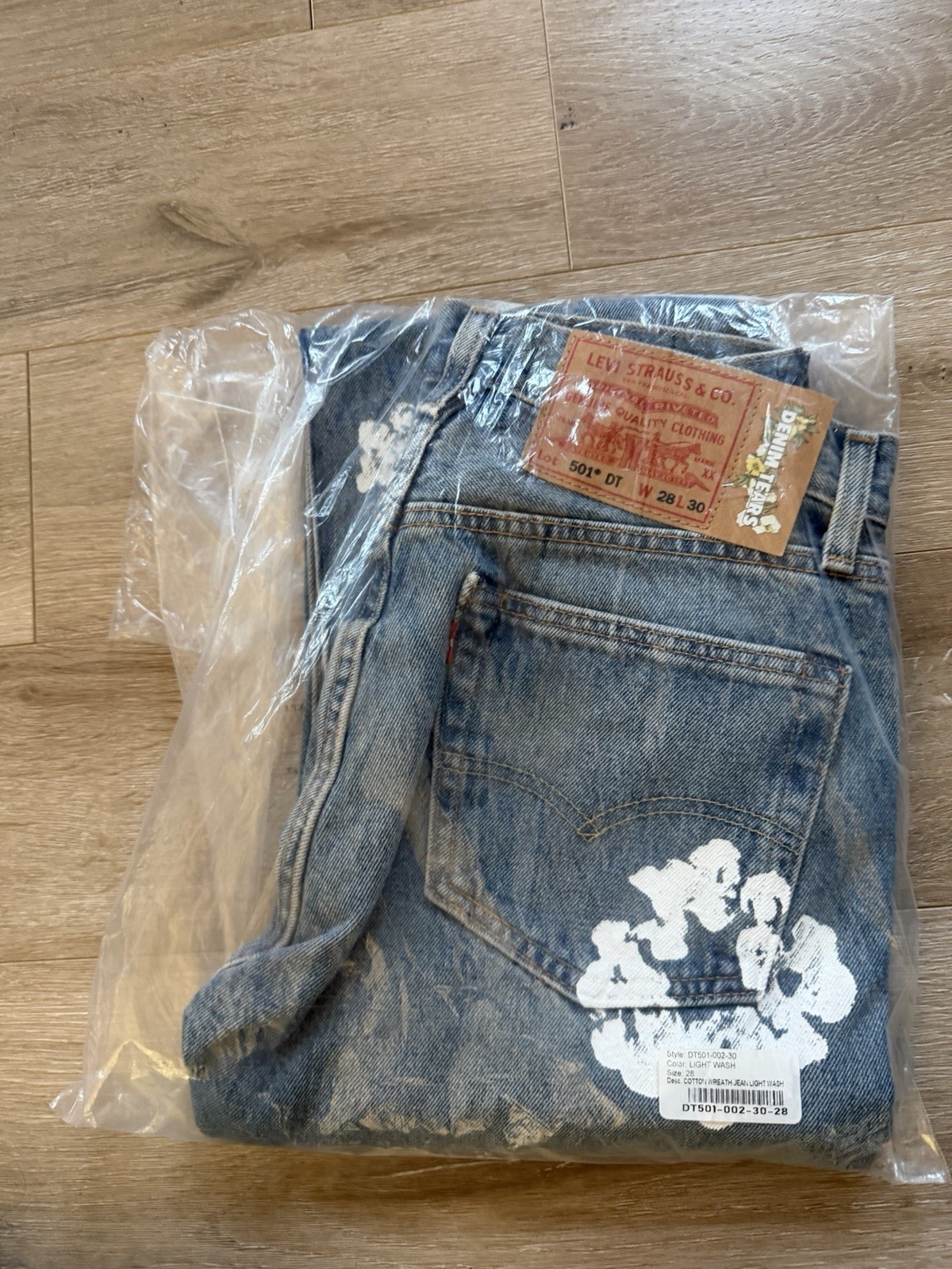 Denim Tears x Levi’s 501 Jeans ‘The Cotton Wreath’ Light Wash DT501-002-30-28