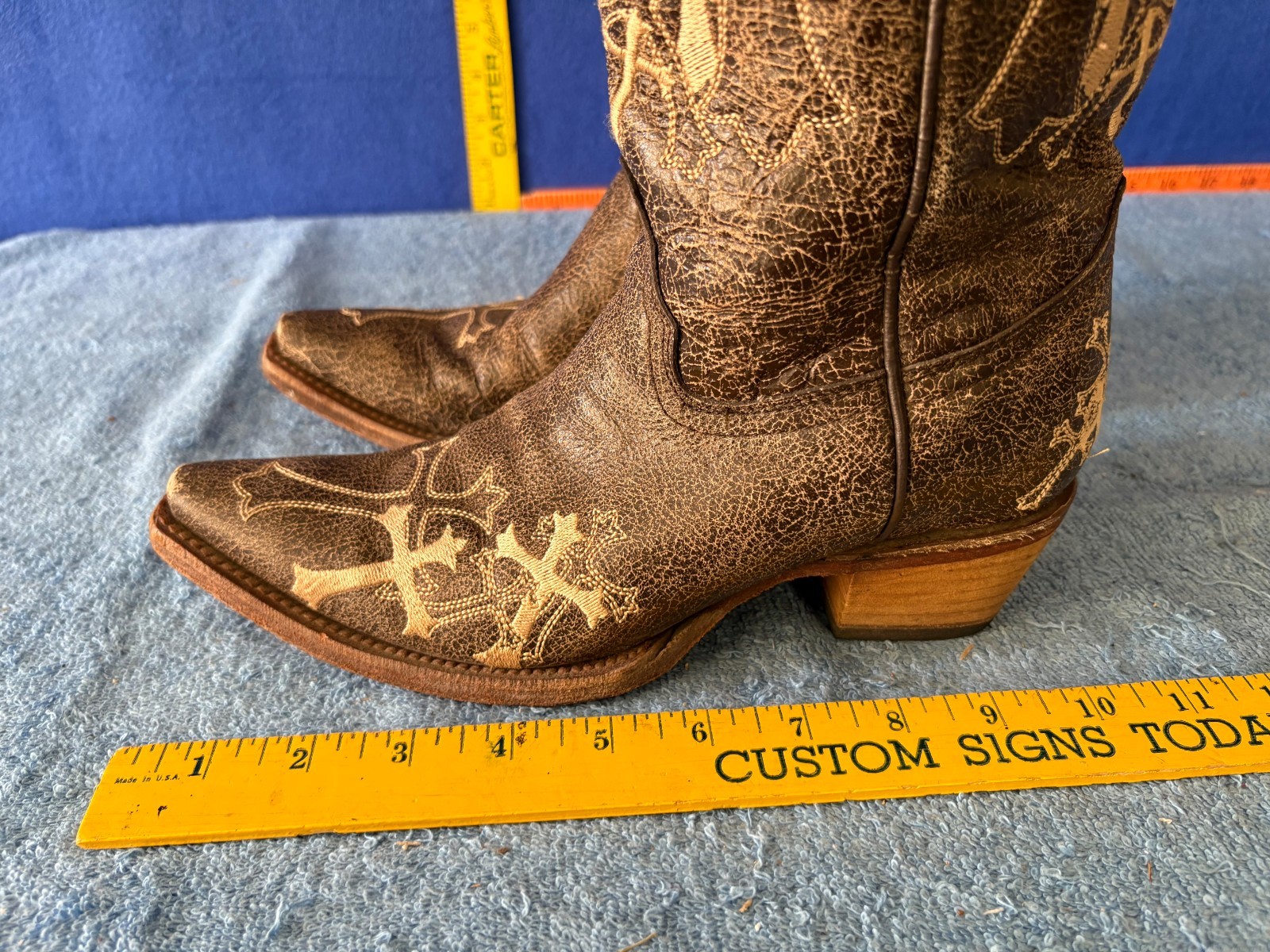 Circle G L5038 Leather Western Embroidered Cross Snip Toe Boots Women’s 7M