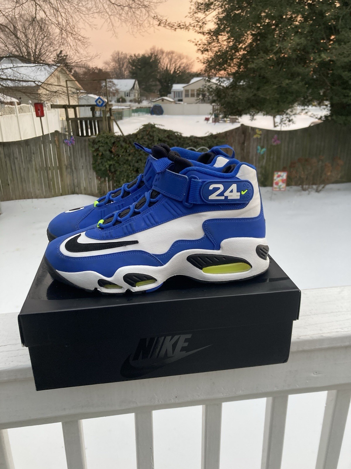 Nike Air Griffey Max 1 Varsity Royal Volt Size 9.5 mens custom