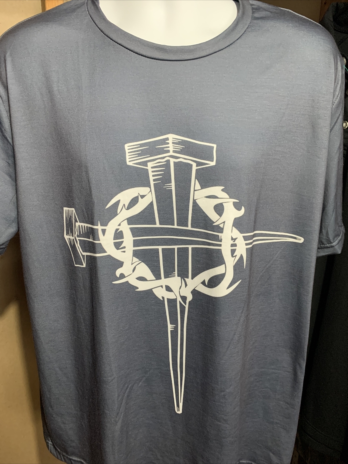 Men’s XL Poly T shirt Christian Wear (Cross)