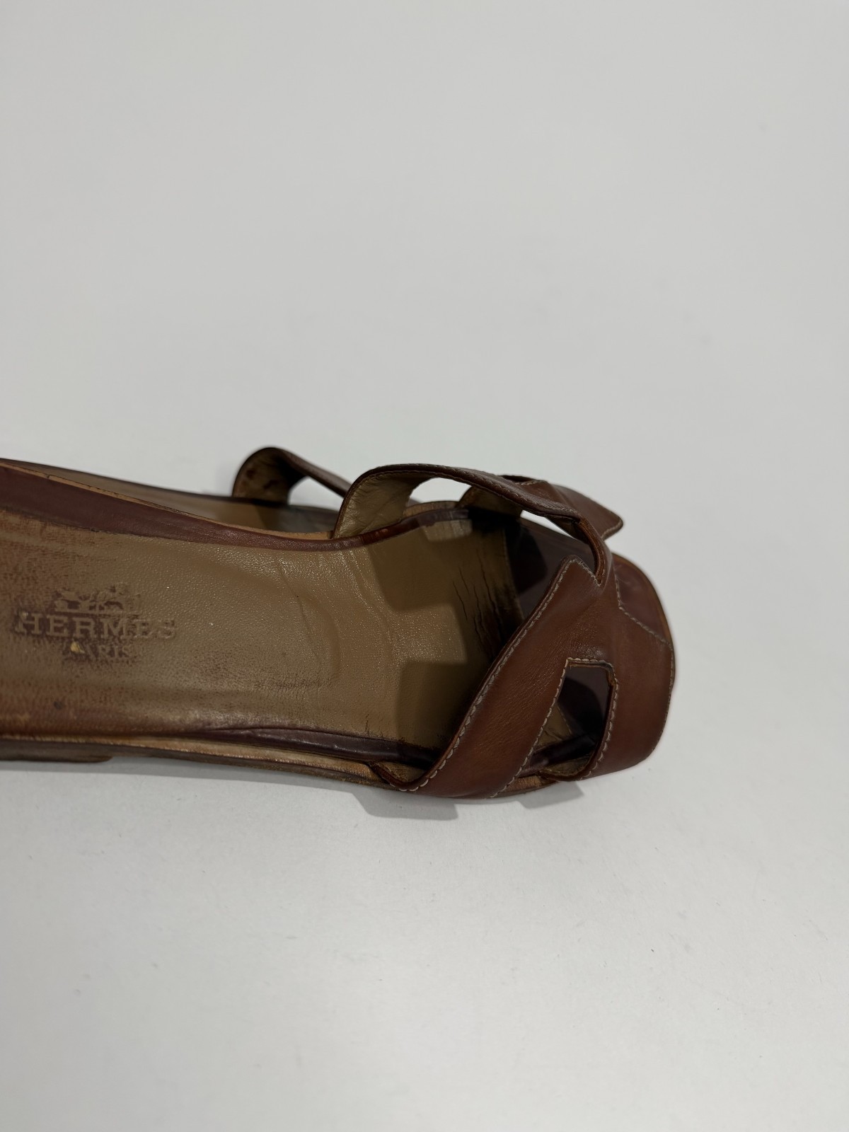 HERMES Brown Box Calfskin Oran Sandals 37.5 EU/ 7.5 US / 4.5 UK