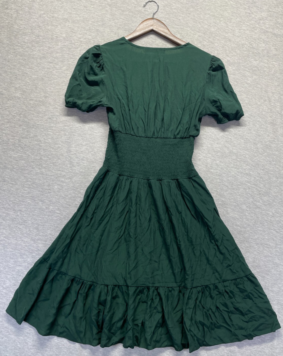 Hesperus Tiered Fit & Flare Dress Womens Medium Green Square Neck Smocked Waist