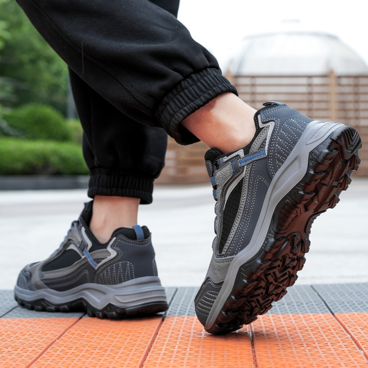 Work Indestructible Safety Shoes Steel Toe Work shoes Breathable Men Sneakers