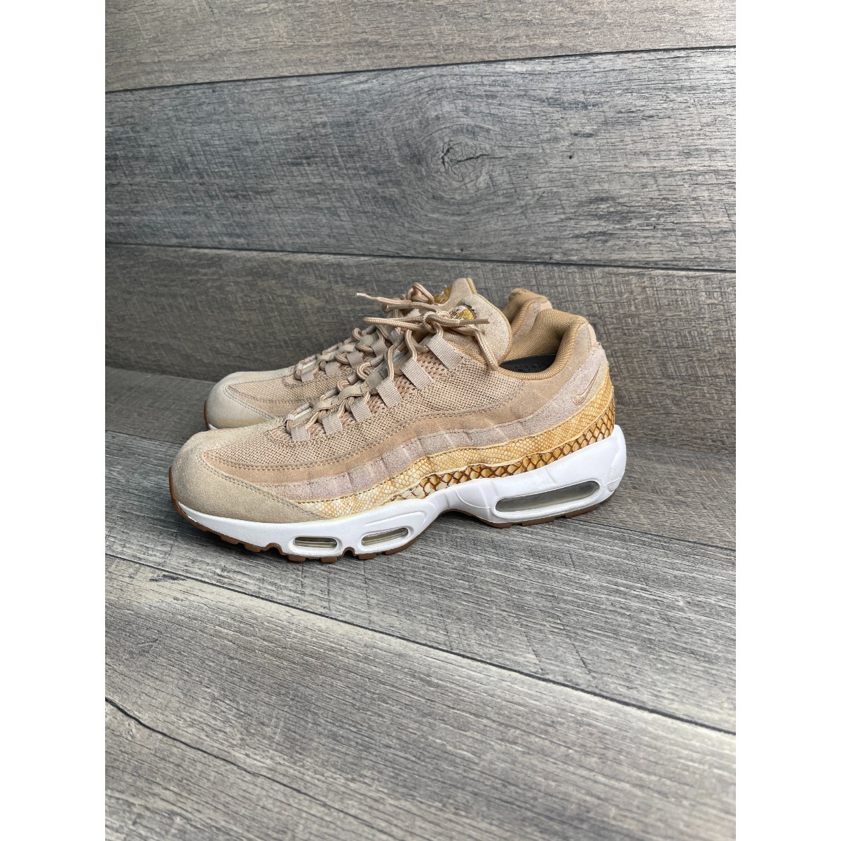 Nike Air Max 95 Premium SE 924478-201 Mens 11 Running Shoes Vachetta Tan Sneaker