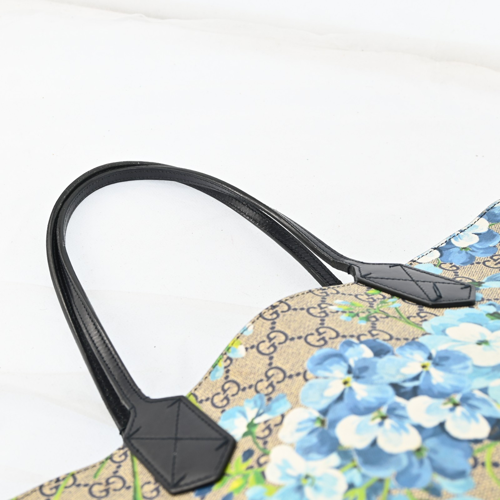 GUCCI Blooms Printed Tote Bag GG Reversible PVC Blue M1371YC804