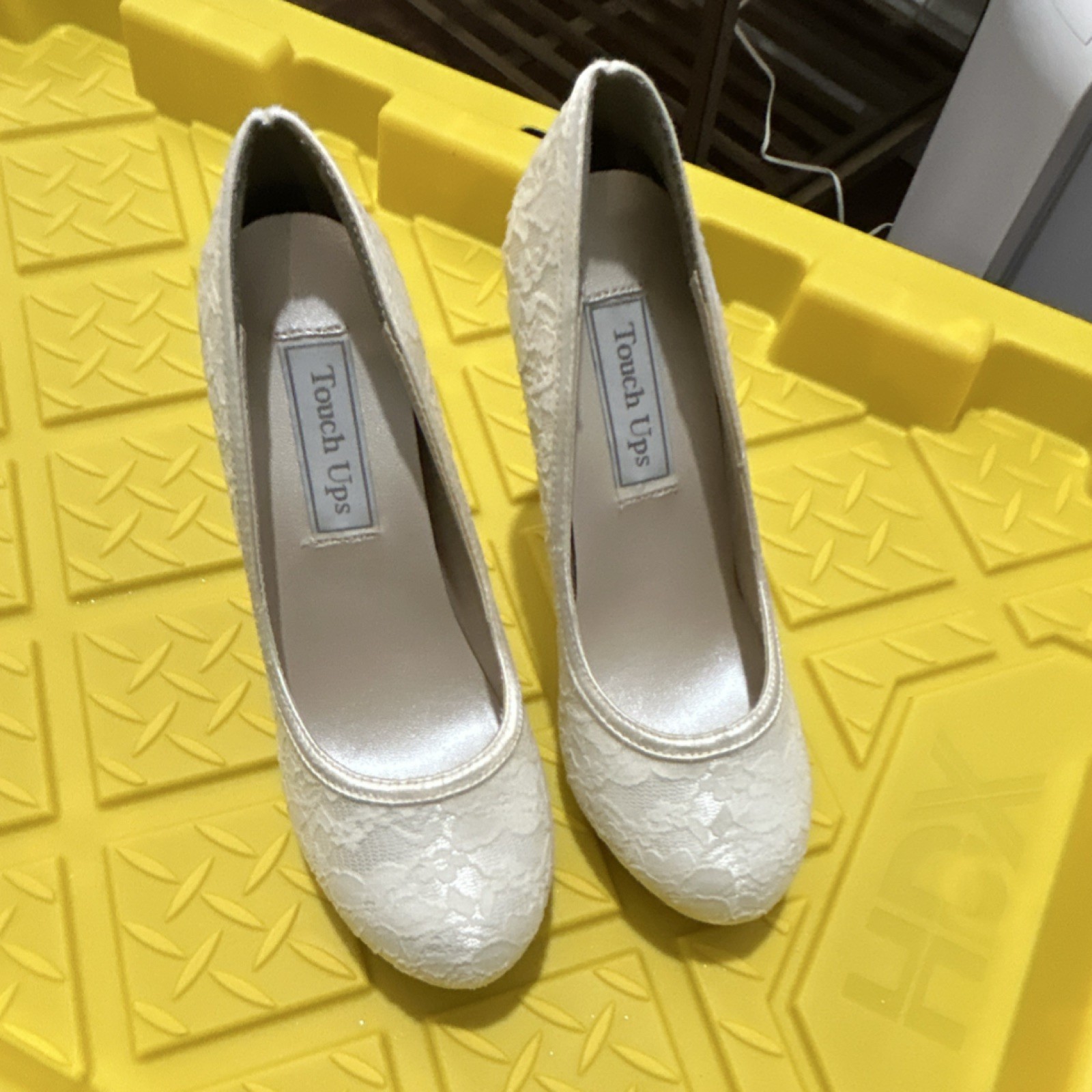 Touch Ups Ivory Satin Pump Bridal Shoes High Heel 3 in. and Up Elegant Wedding