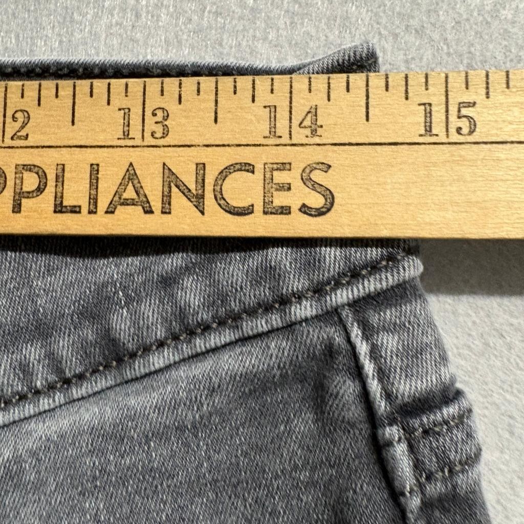 Levis 314 Shaping Straight Jeans Womens 29 Gray Denim Stretch Pants