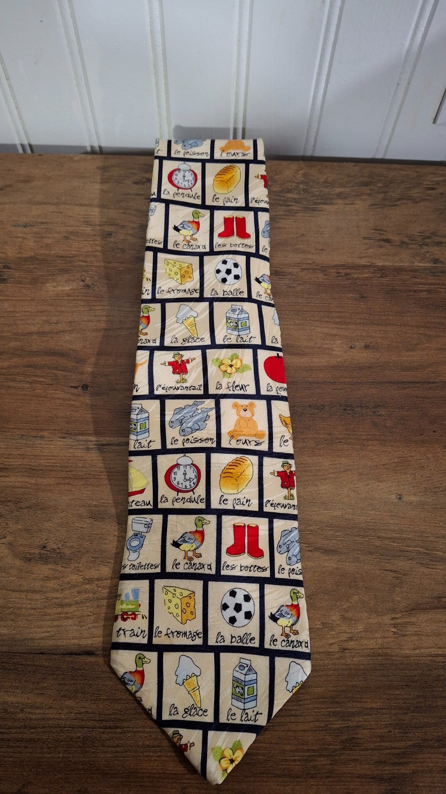 New Museum Artifacts Silk Mens Necktie French Vocabulary School Teacher
