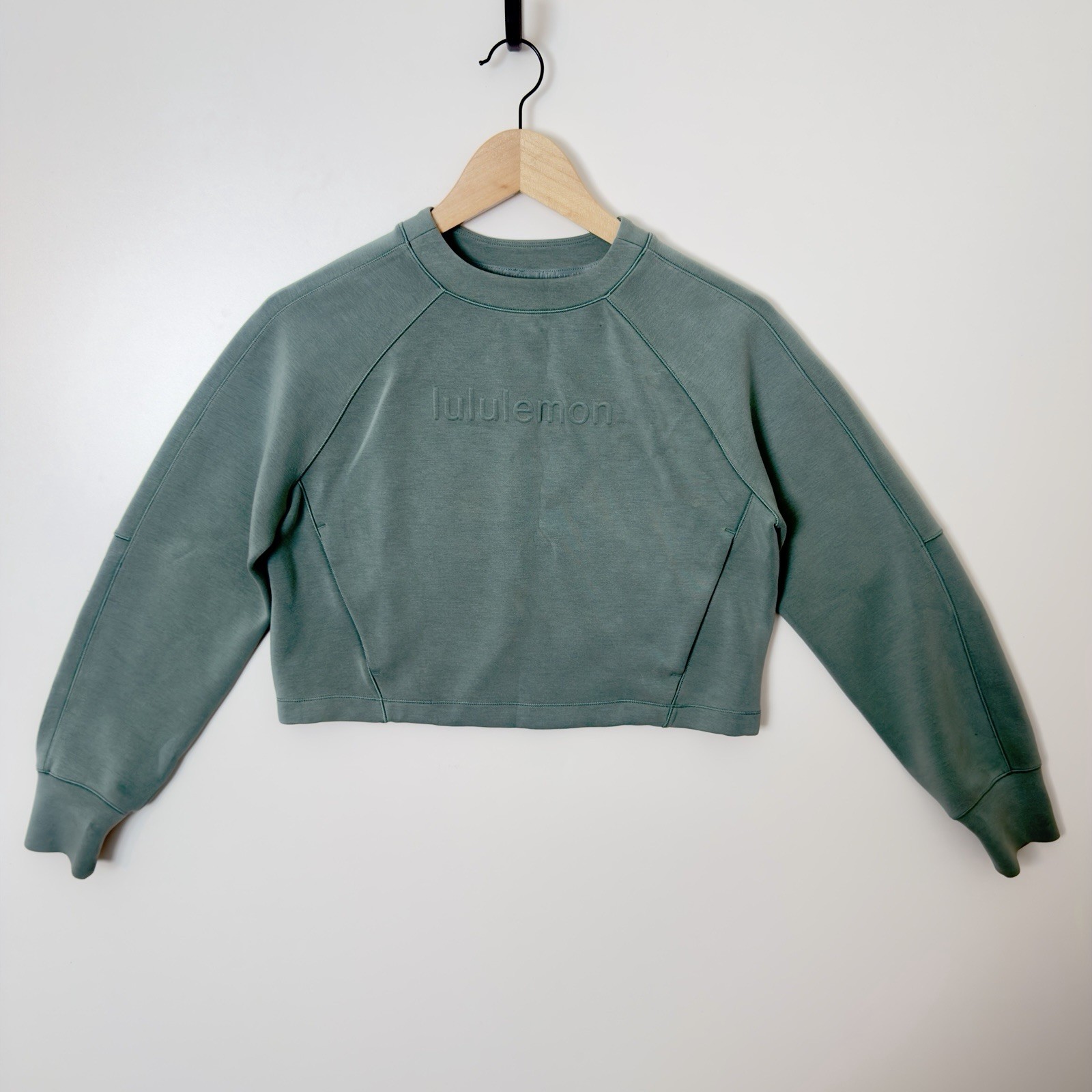 Lululemon Smooth Spacer Cropped Pullover In Crater Blue Size 0 Women’s EUC RARE