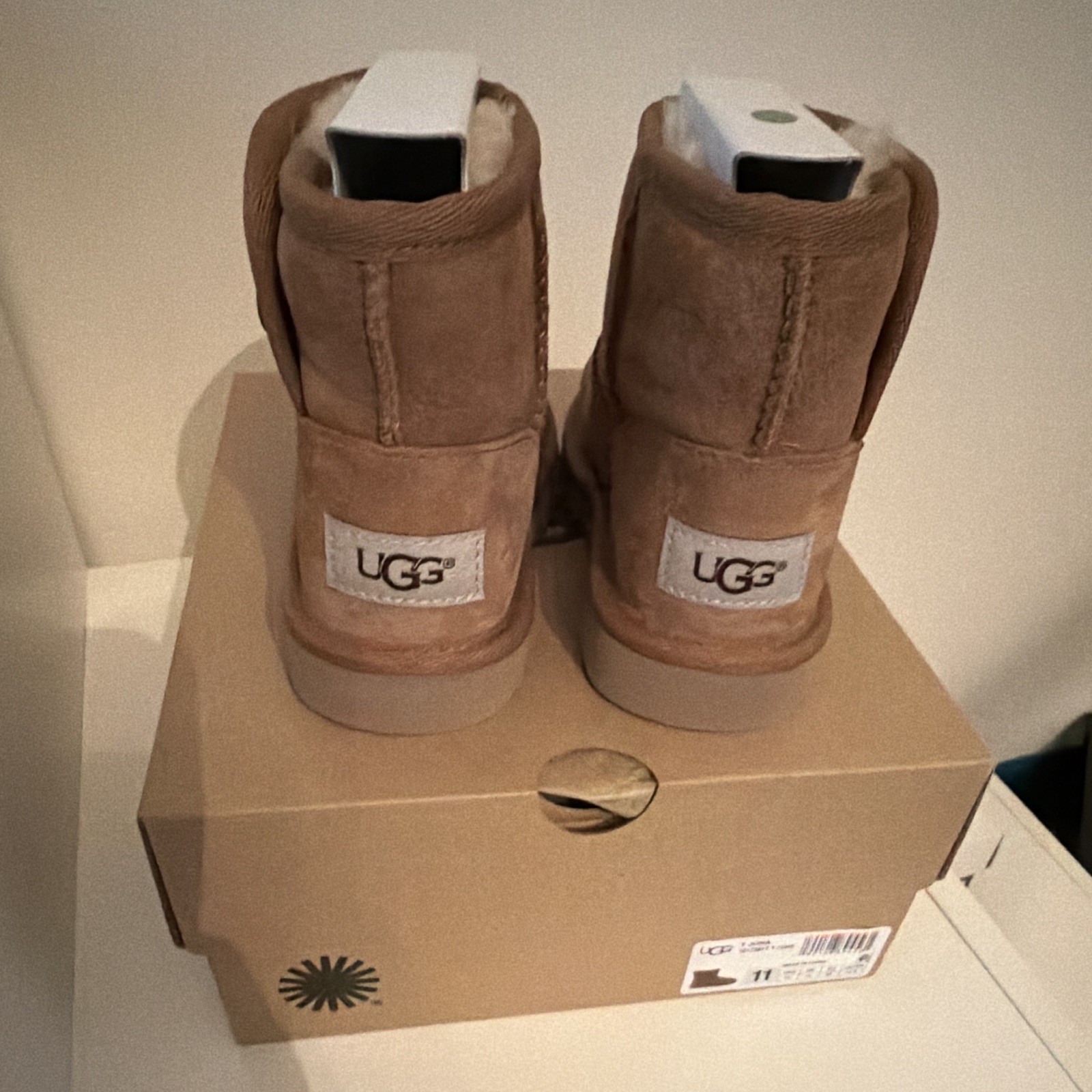 UGG Classic Mini Unisex Kids Brown Suede Ankle Bootie Boots US 11 Pull On T Jona