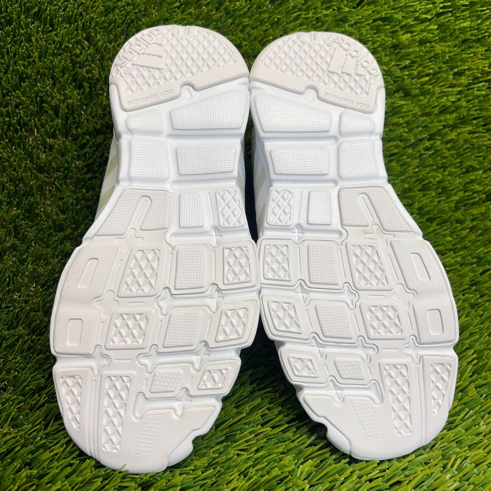 Adidas Triple Cheer Boys Size 12K White Athletic Cheerleading Shoes Sneakers