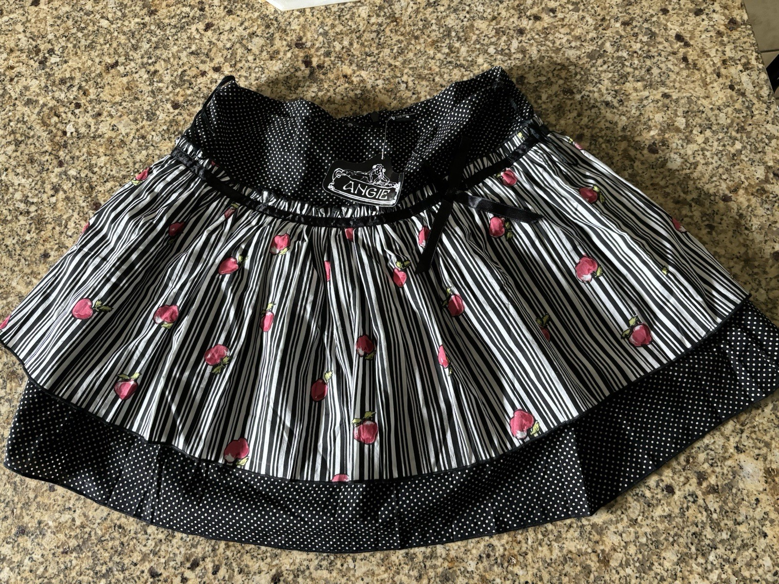 Angie Floral Black & Red Spring Mini Skirt Knee Length Size M Bow Cottagecore