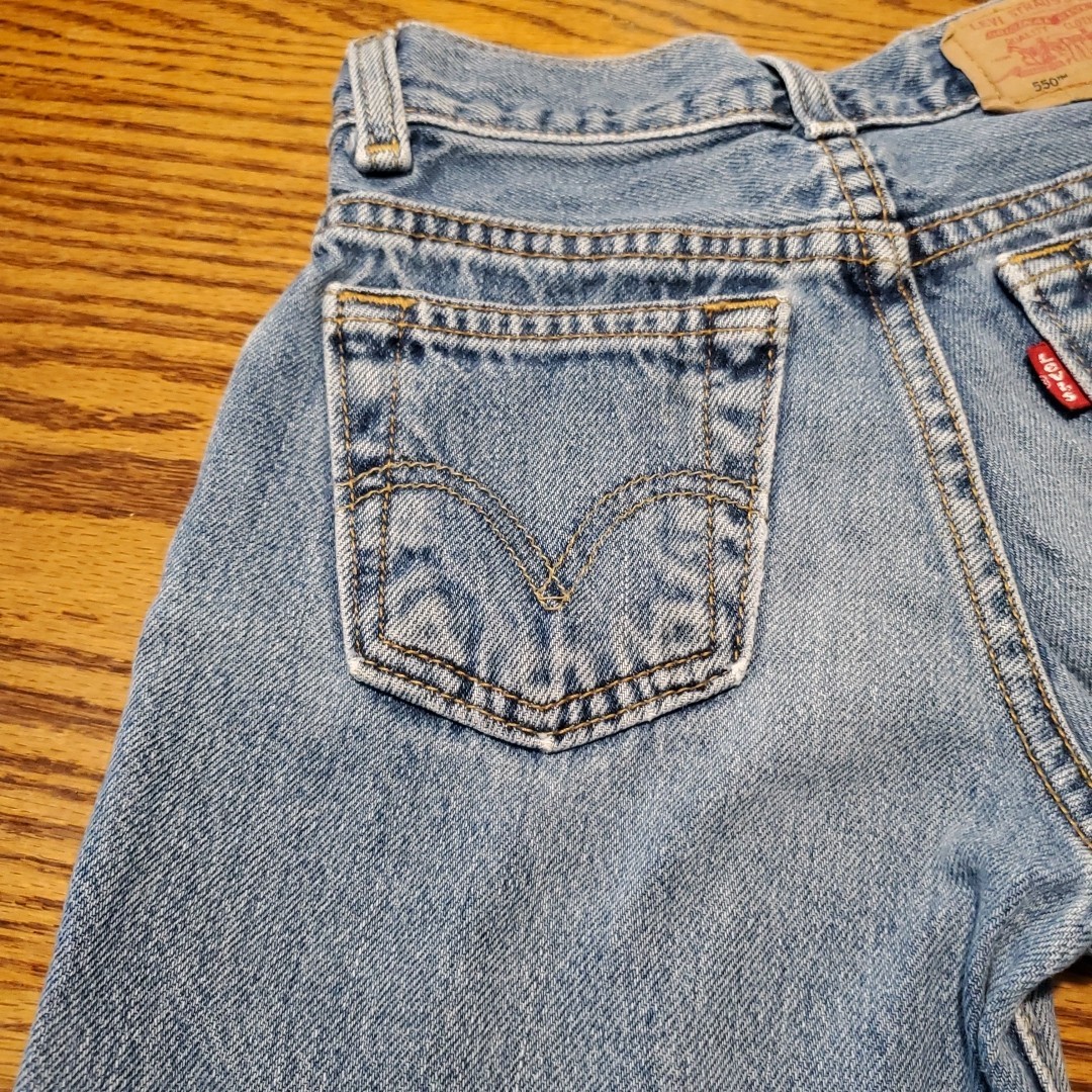 Vintage Levi’s 550 Blue Denim Jean Shorts 7X Reg Kids Red Tab Vintage