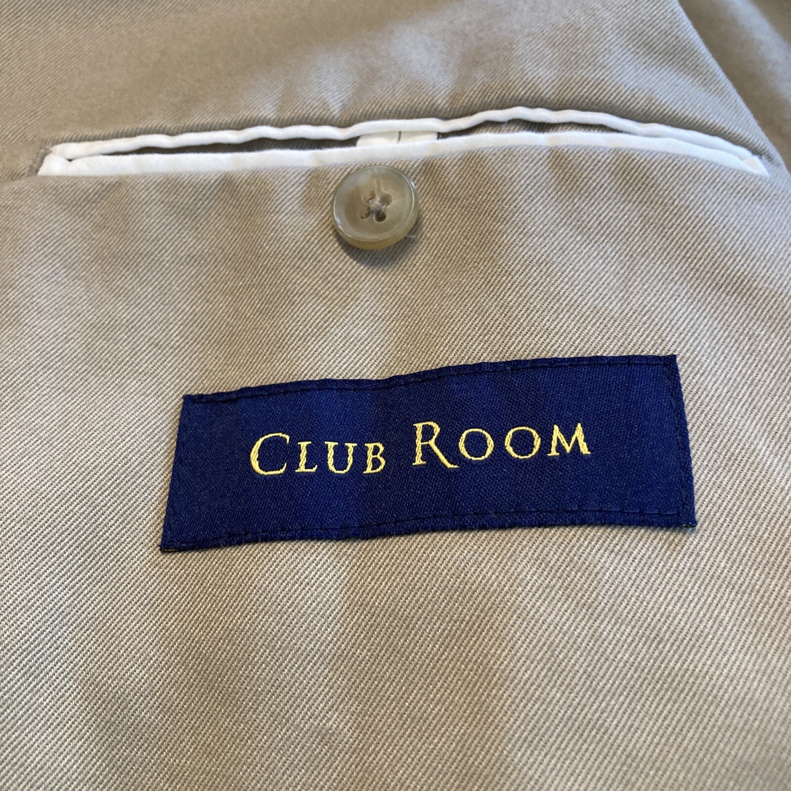 Club Room Men’s 3 Button Heavy Blazer Size L, 21 x 31