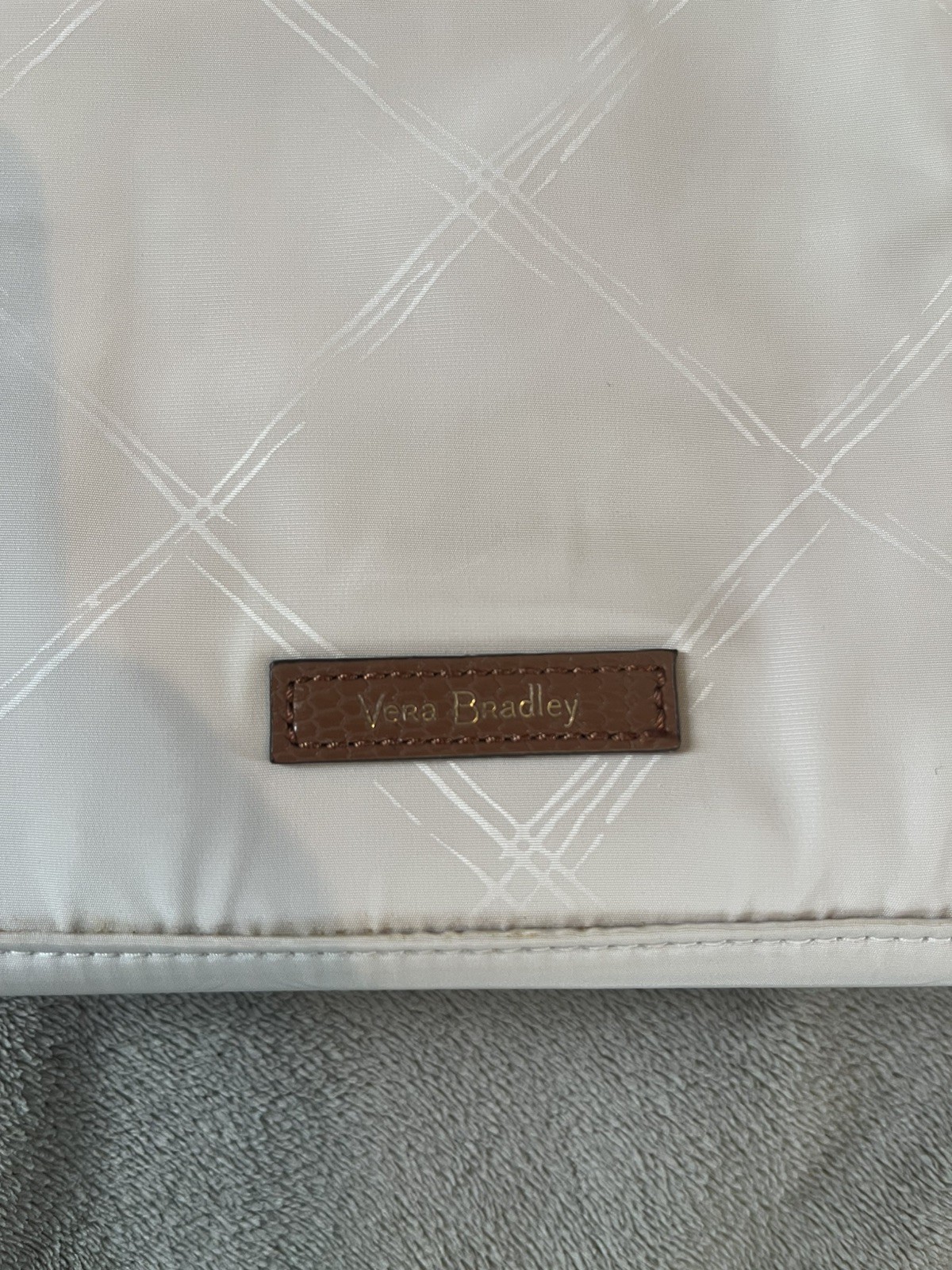 white vera bradley purse 11.5in*1.5in*12in