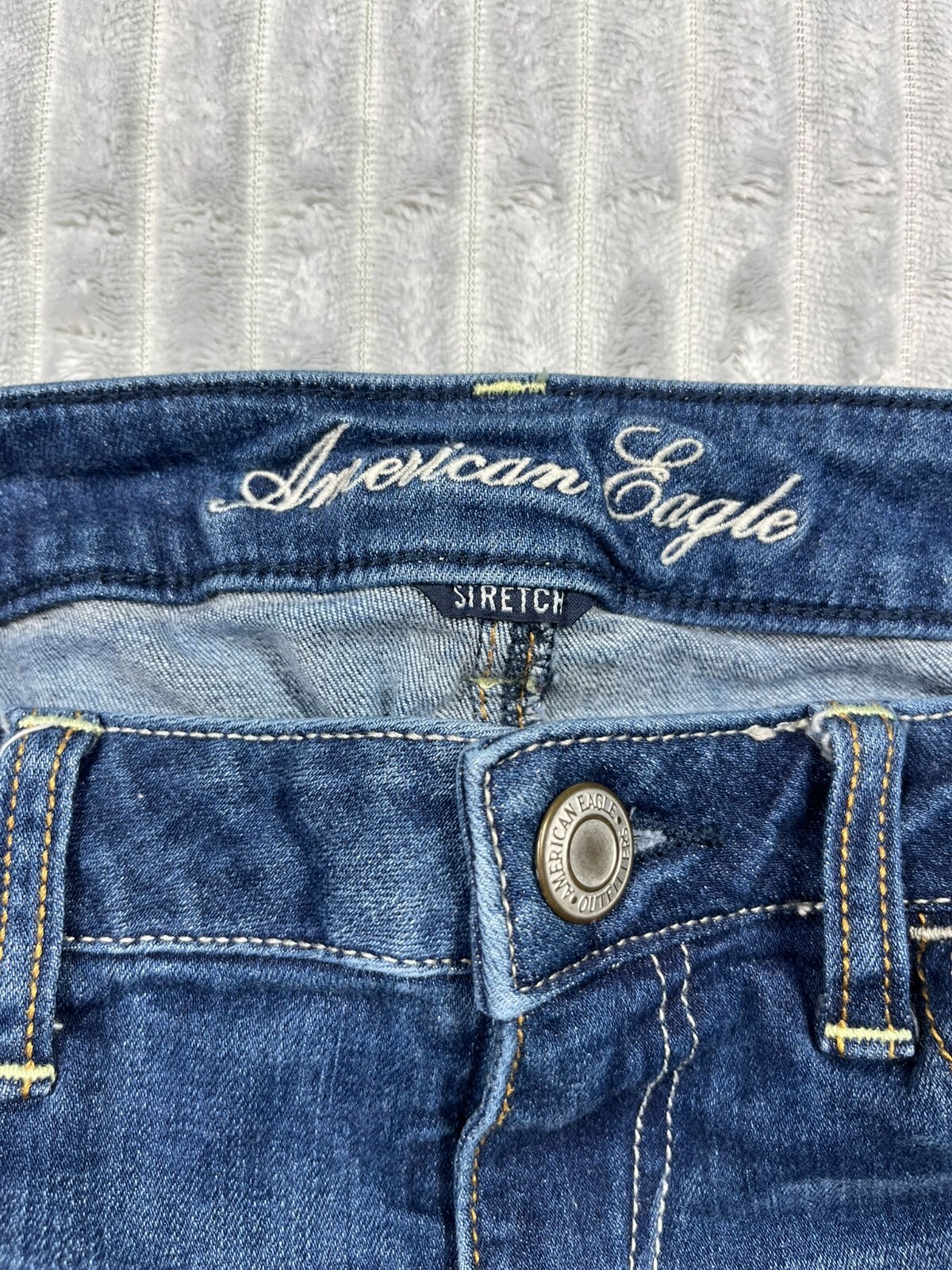 American Eagle Jeans Women’s 2 Reg 26×28 Jegging Stretch Low Rise Medium Wash