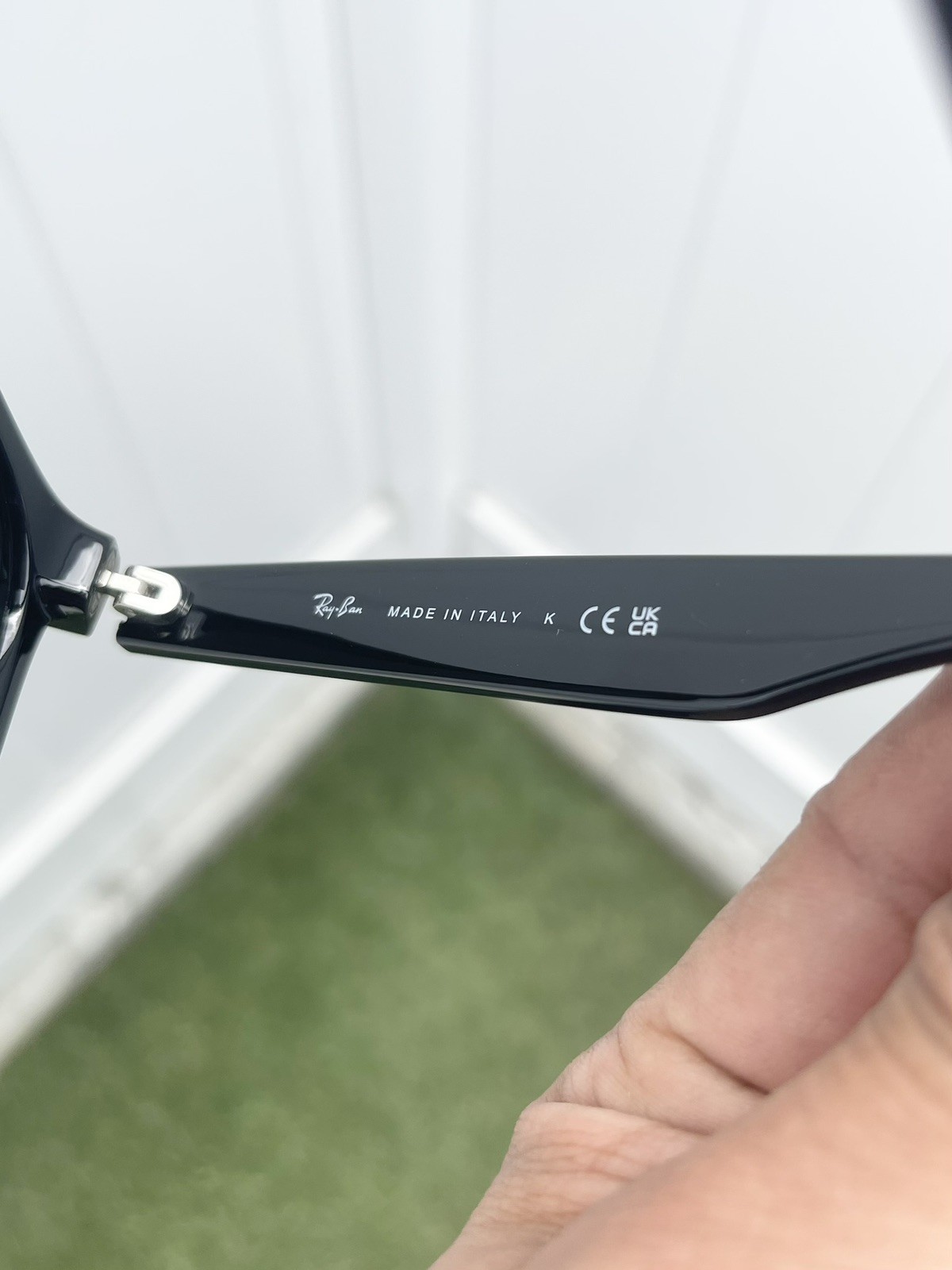 NWT Authentic Ray Ban New Wayfarer RB2132 2132 Black G15 Lens Size 55/18