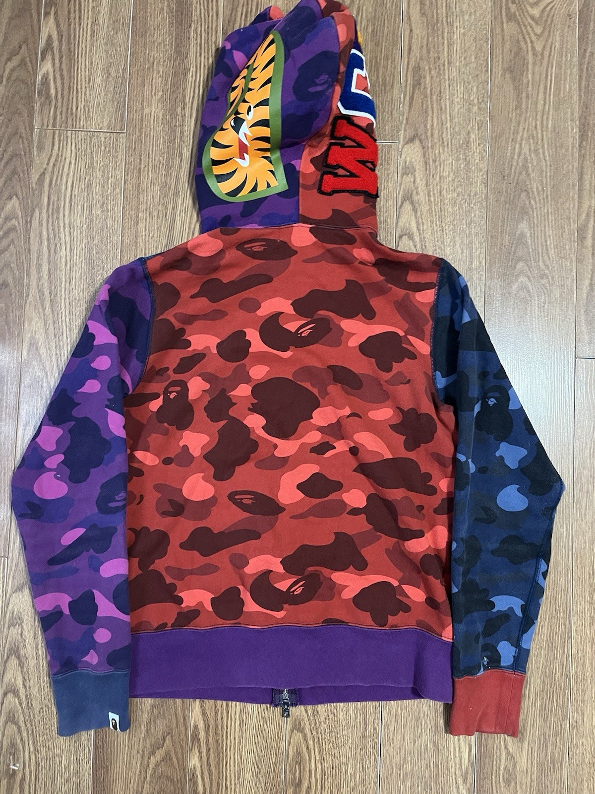 A Bathing Ape BAPE Shark Full Zip Multicolor Camo Hoodie Men’s Size M