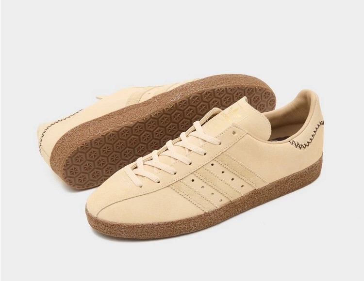 adidas Originals Yabisah in Light Brown UK 12 – US 12.5 – EUR 47 1/3