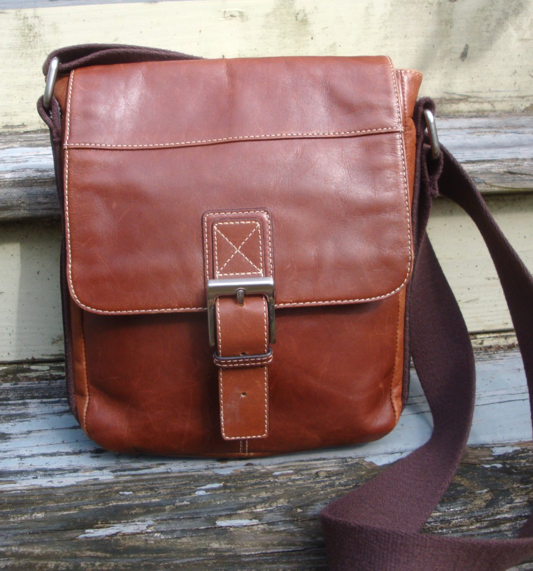 FOSSIL Brown Leather Crossbody Handbag Shoulderbag Boho Mens Messenger Rugged