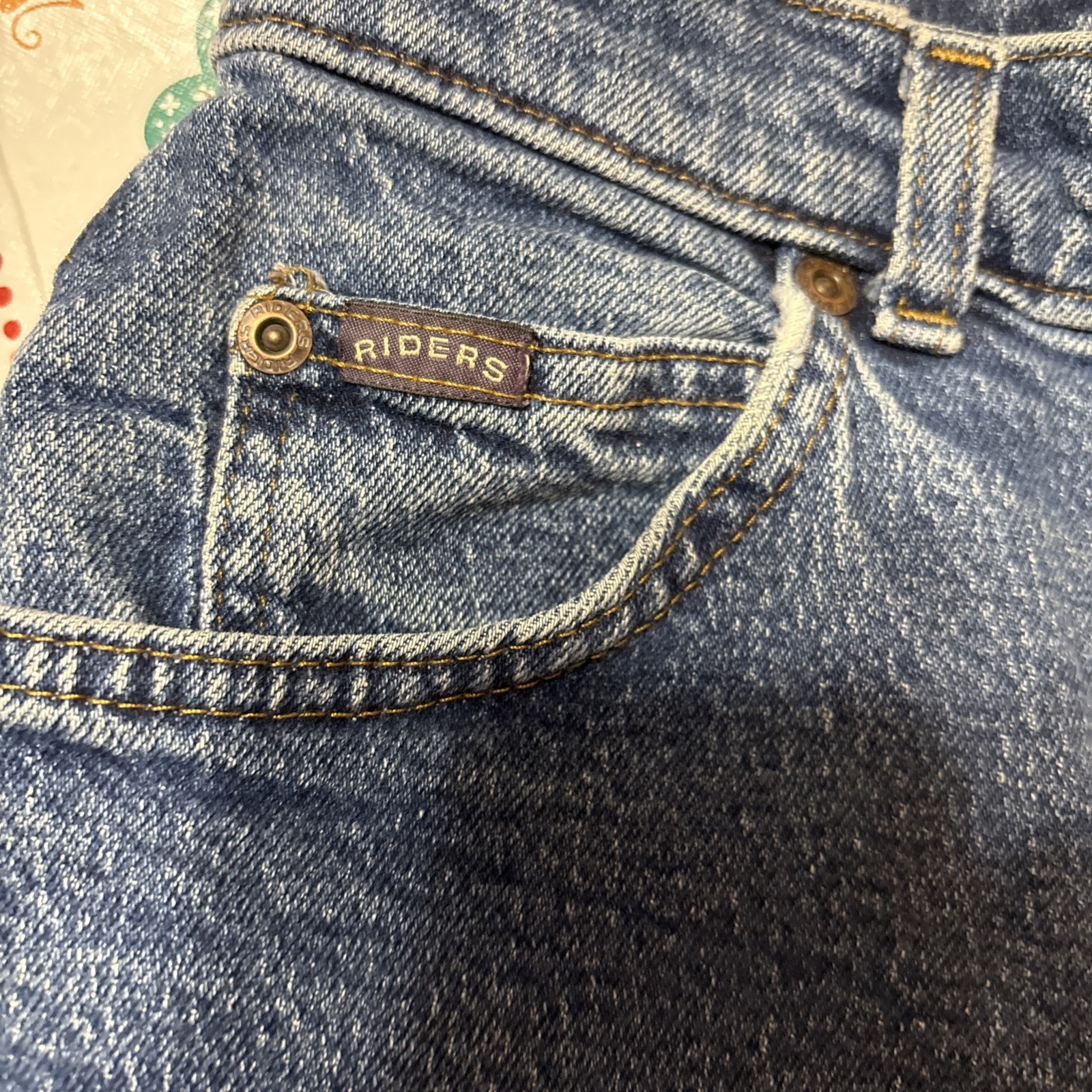 Denim Riders Women’s Tag Faded Measurements 30” Waist 40” Long Inseam 28”
