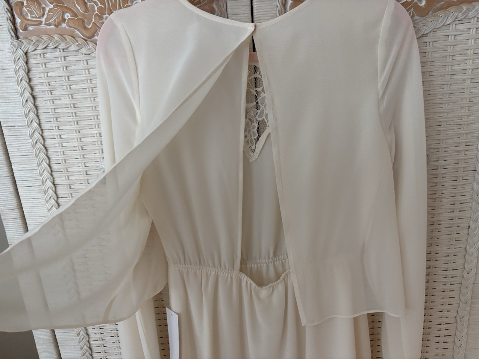 BCBG Generation Ivory Floral Lace Cut Out Back Mini Flare Dress Size Small
