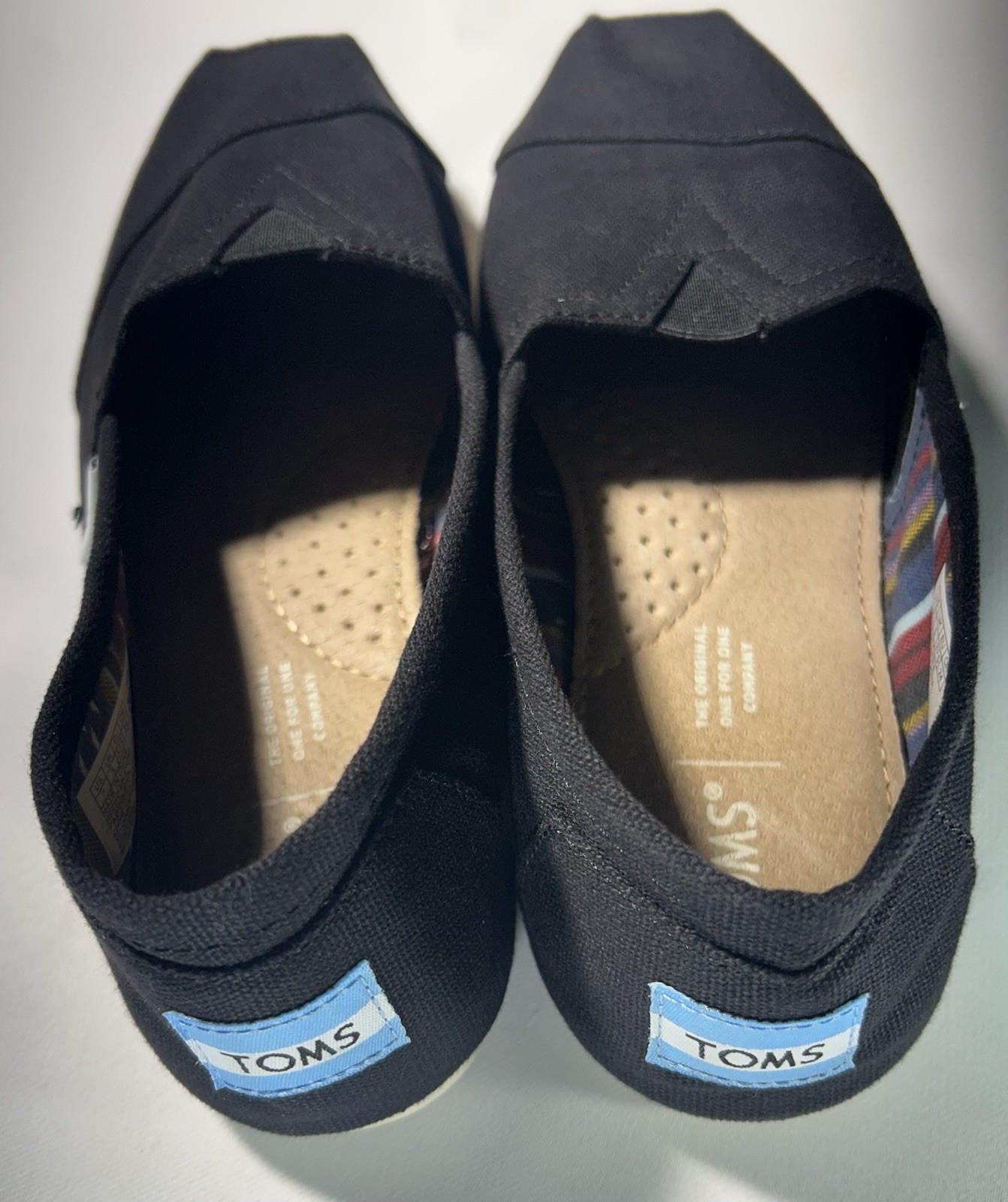 Toms Flat Shoes For Women Size W7 Black Solid Logo- Used