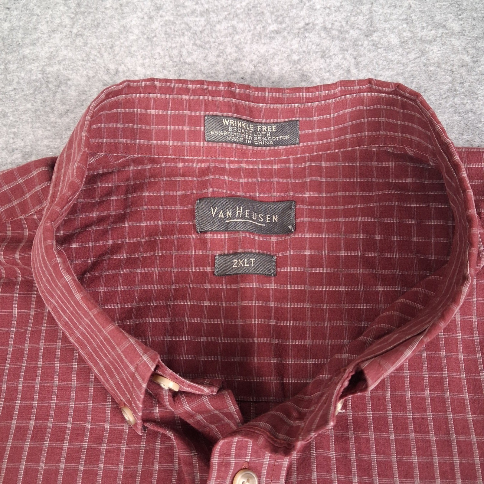 Van Heusen Button Down Shirt Men 2XLT Red Grid Wrinkle Free Broadcloth Long Slv