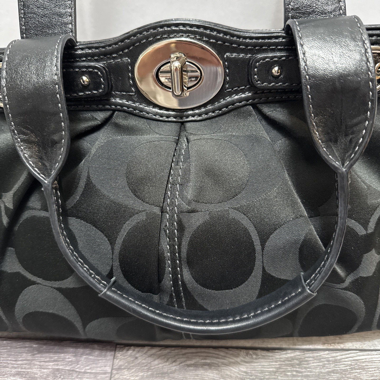 Authentic COACH Garnet Signature Satchel F13906 Black Pleated Jacquard Y2K